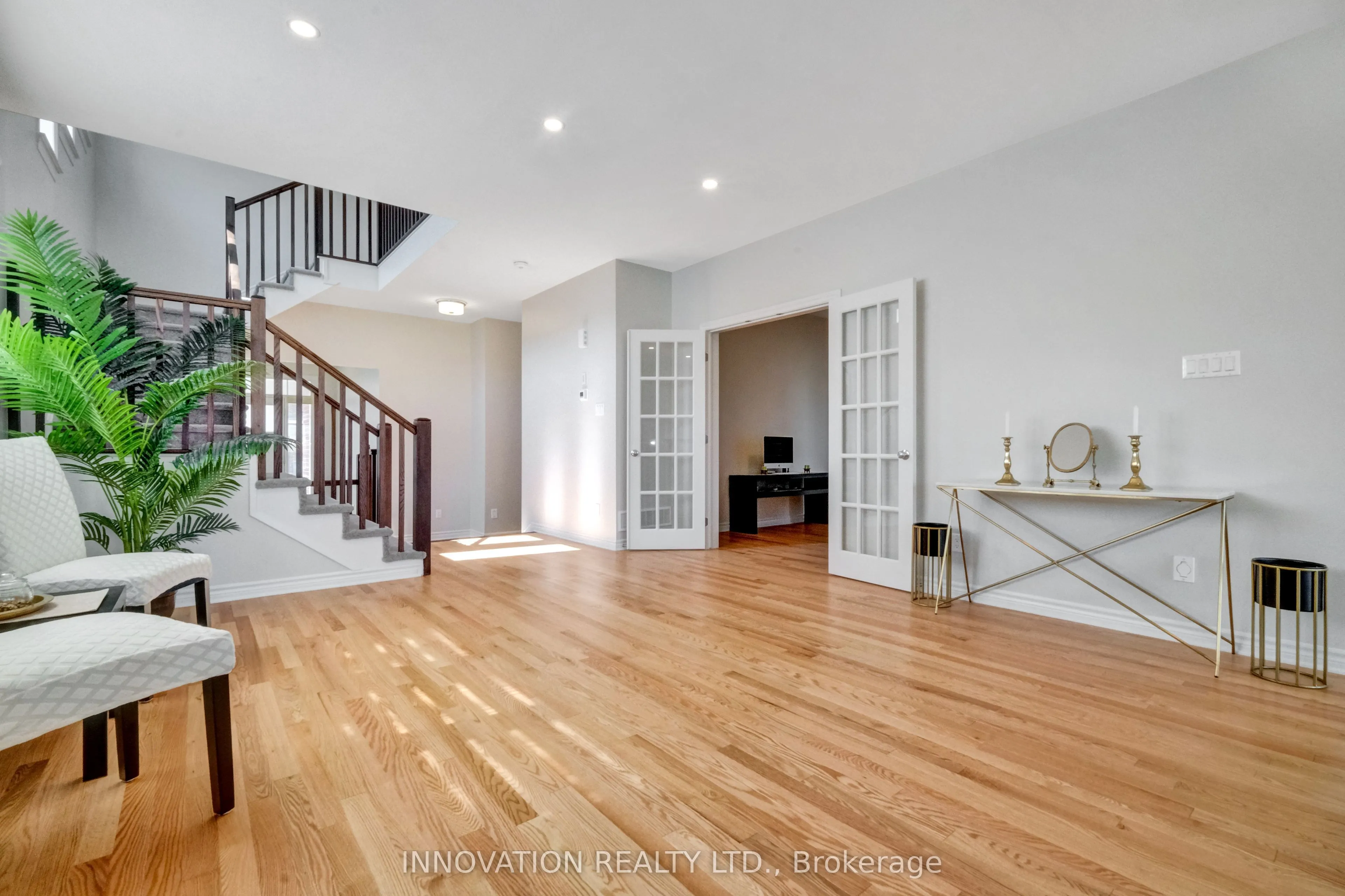 868 Snowdrop Crescent