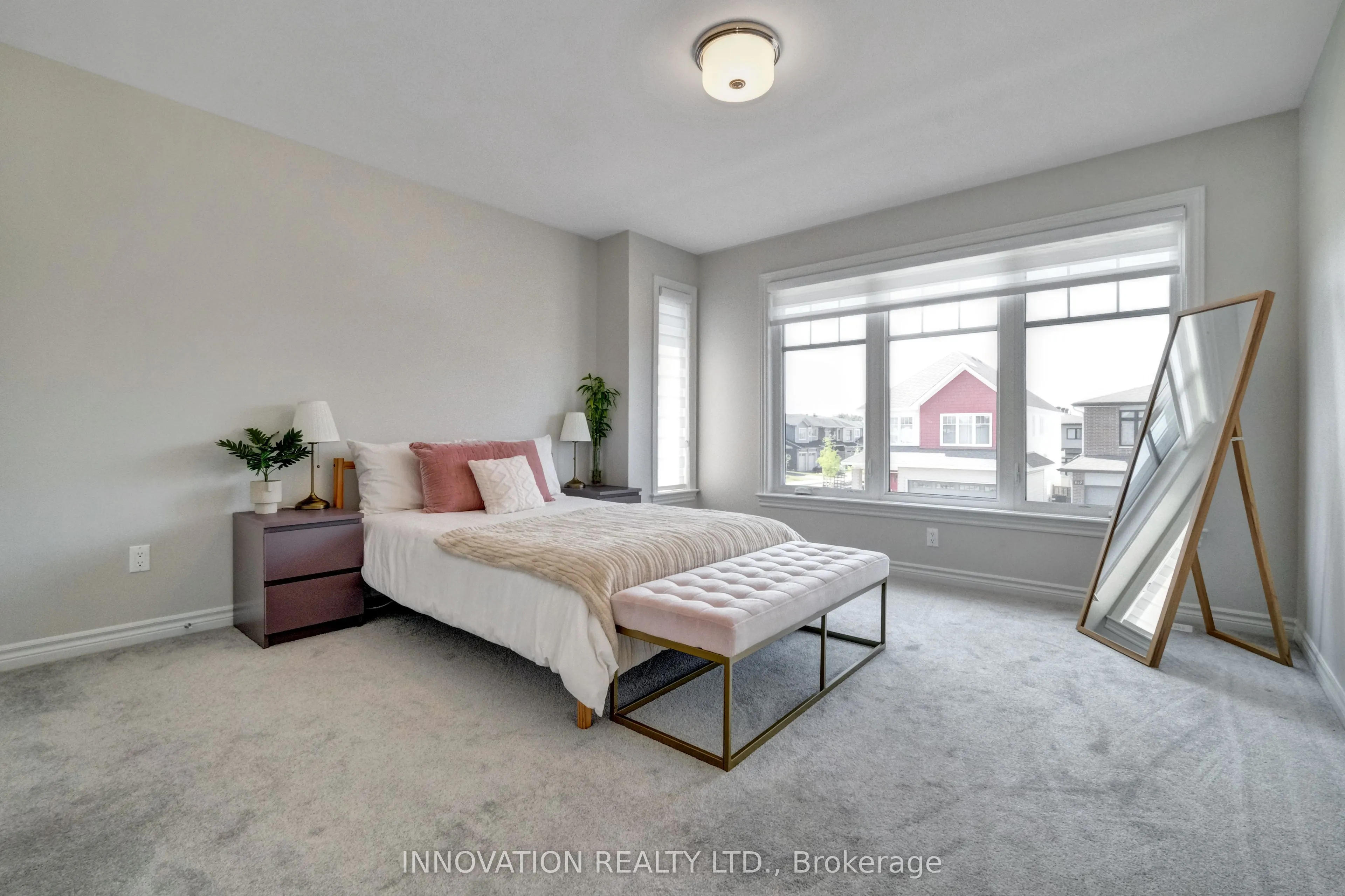 868 Snowdrop Crescent