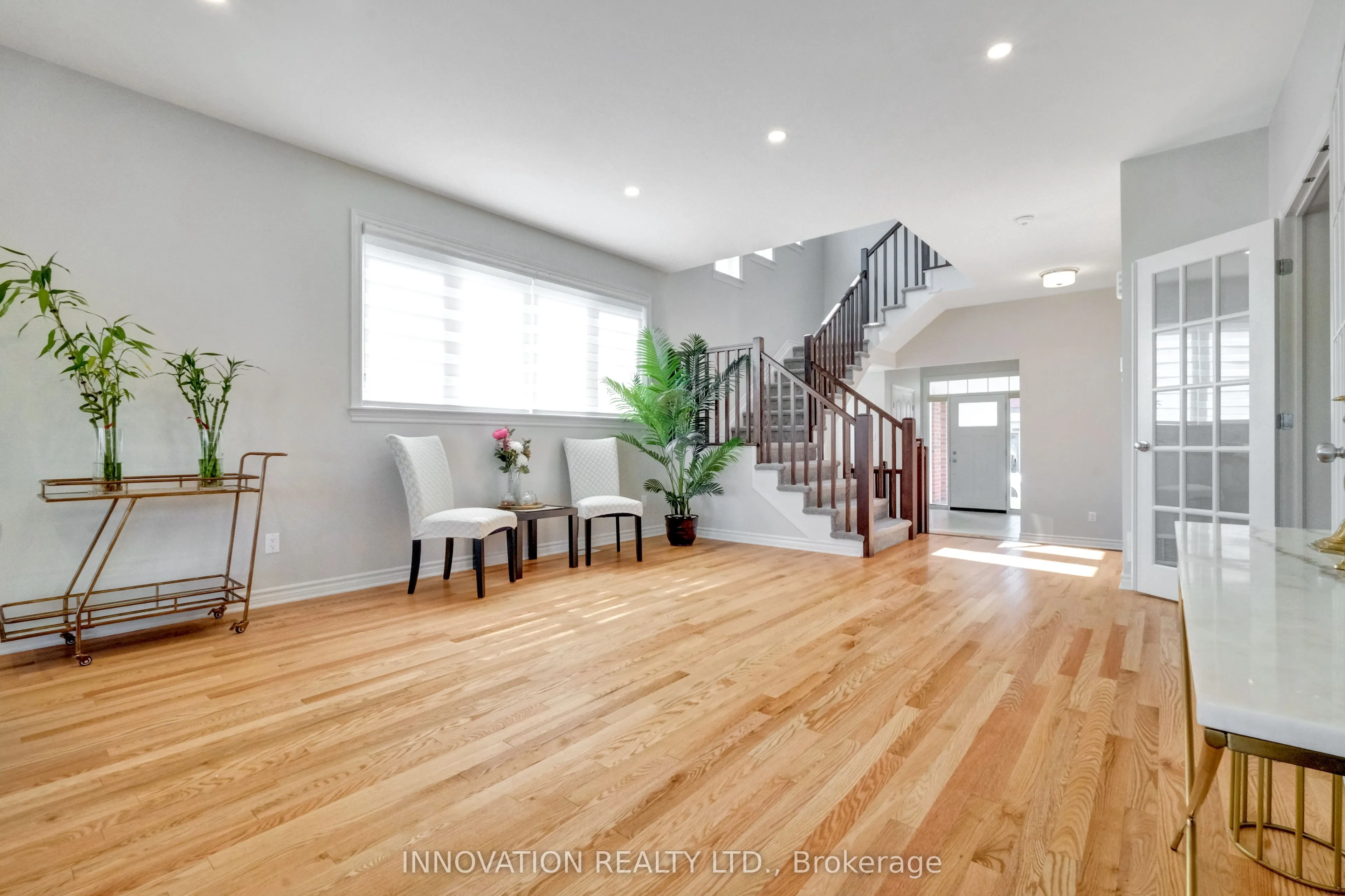 868 Snowdrop Crescent