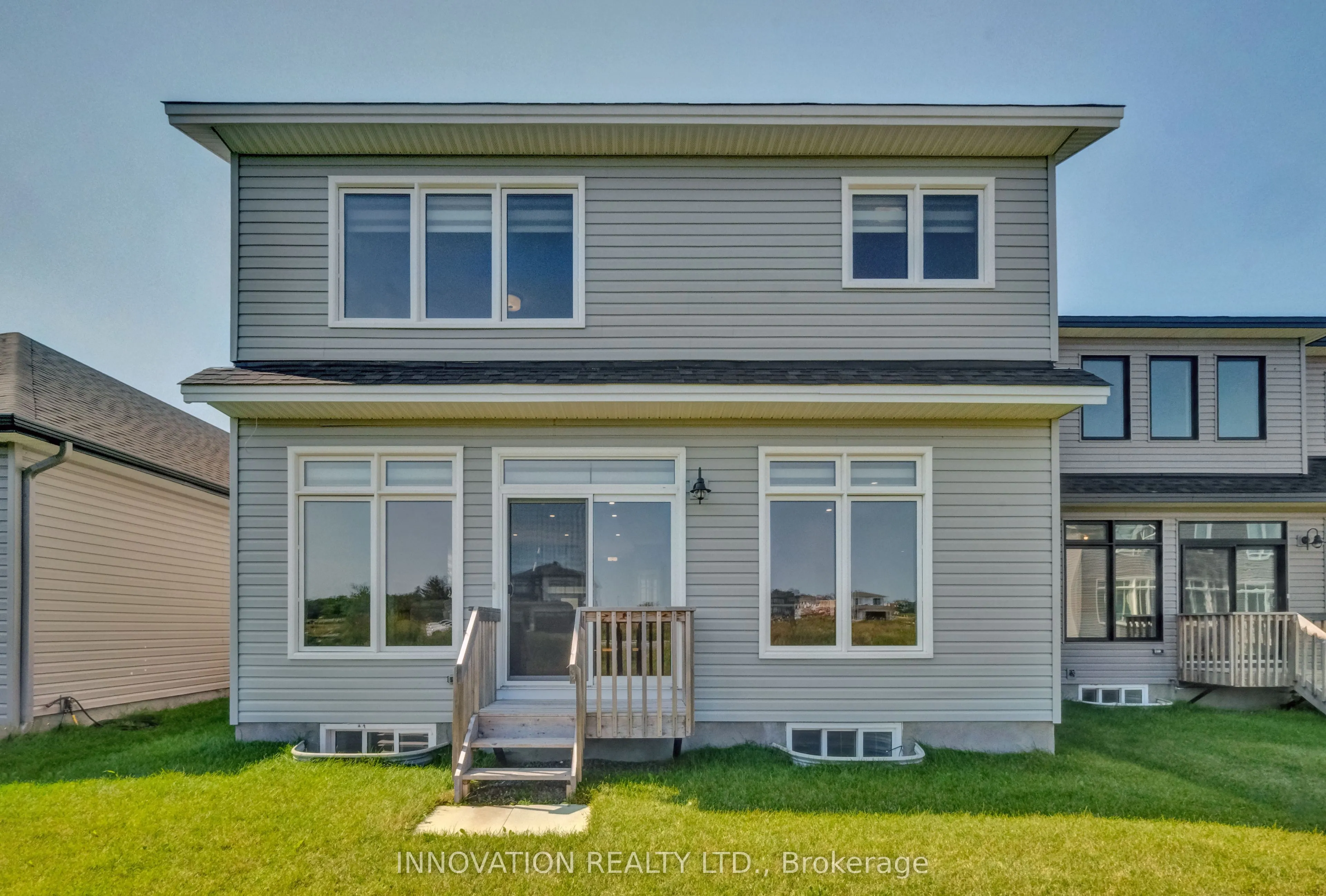 868 Snowdrop Crescent