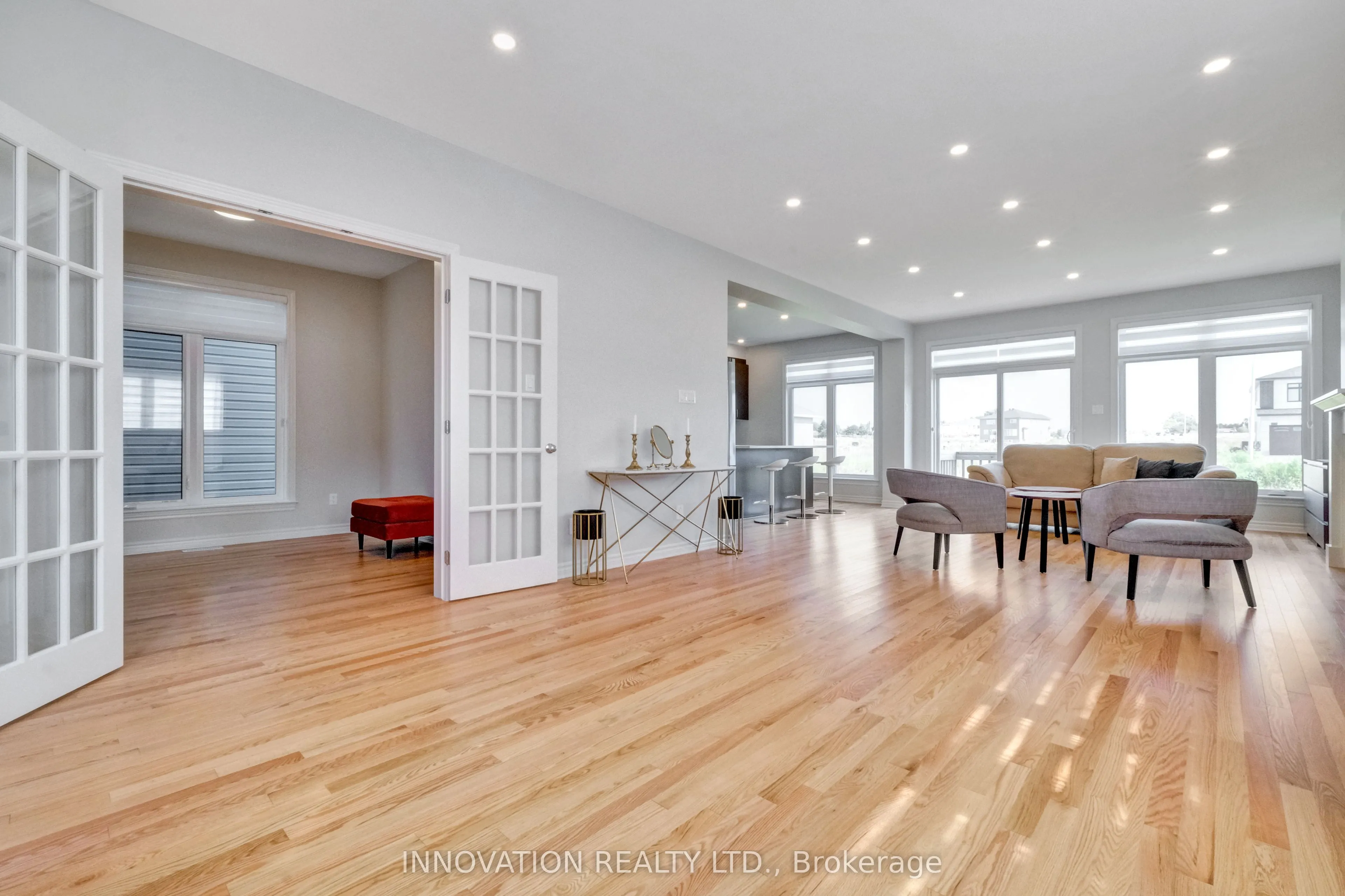 868 Snowdrop Crescent