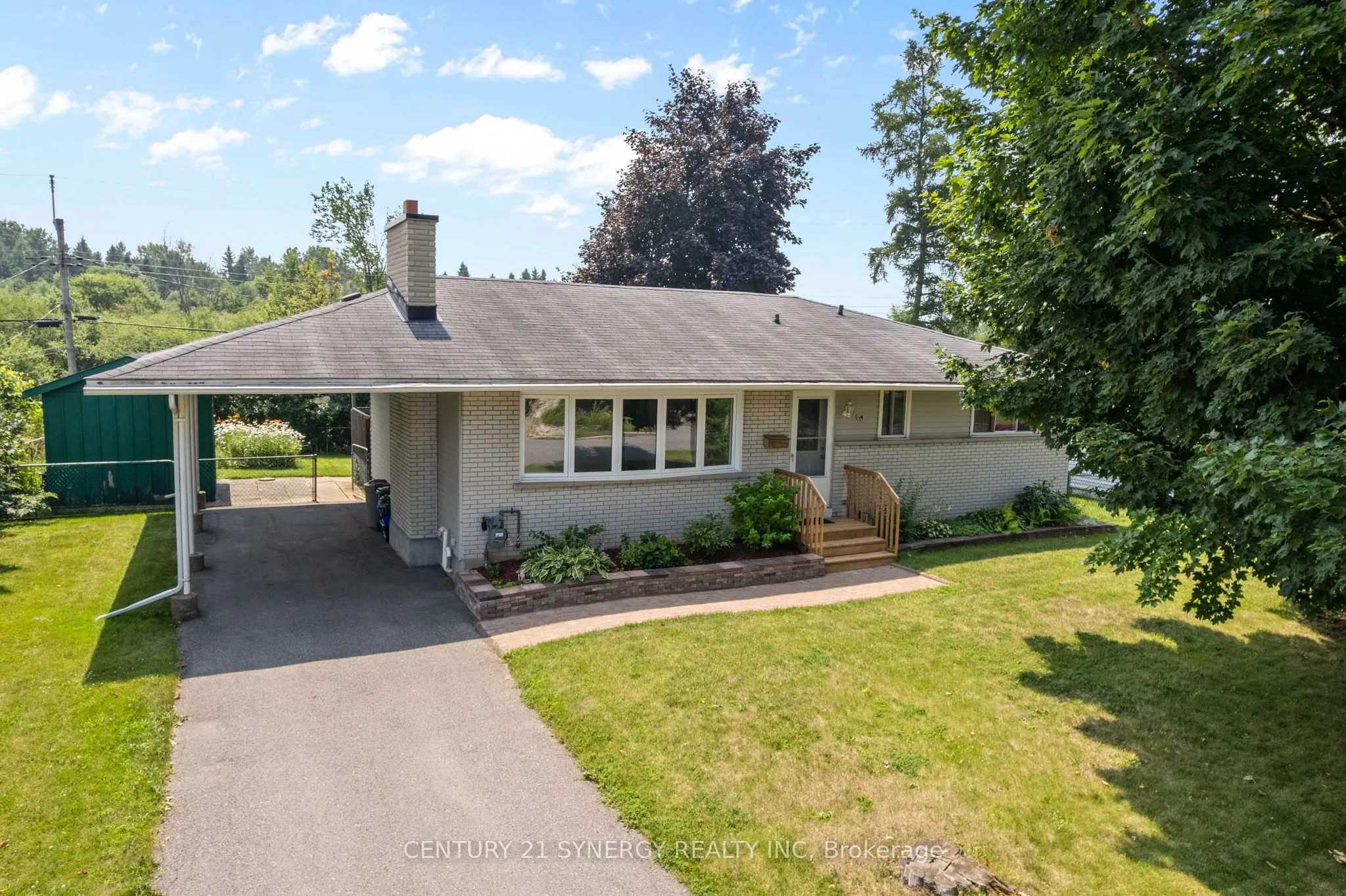 20 Parkside Crescent