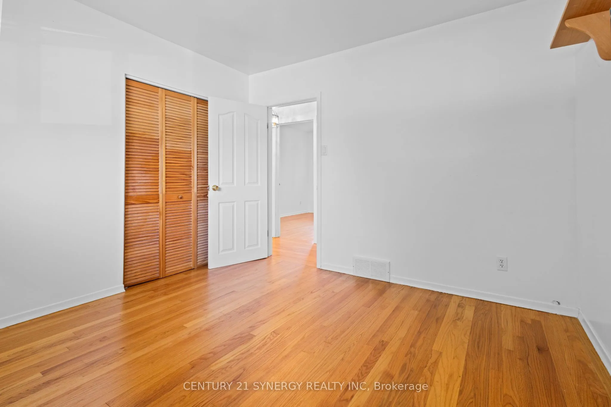 20 Parkside Crescent
