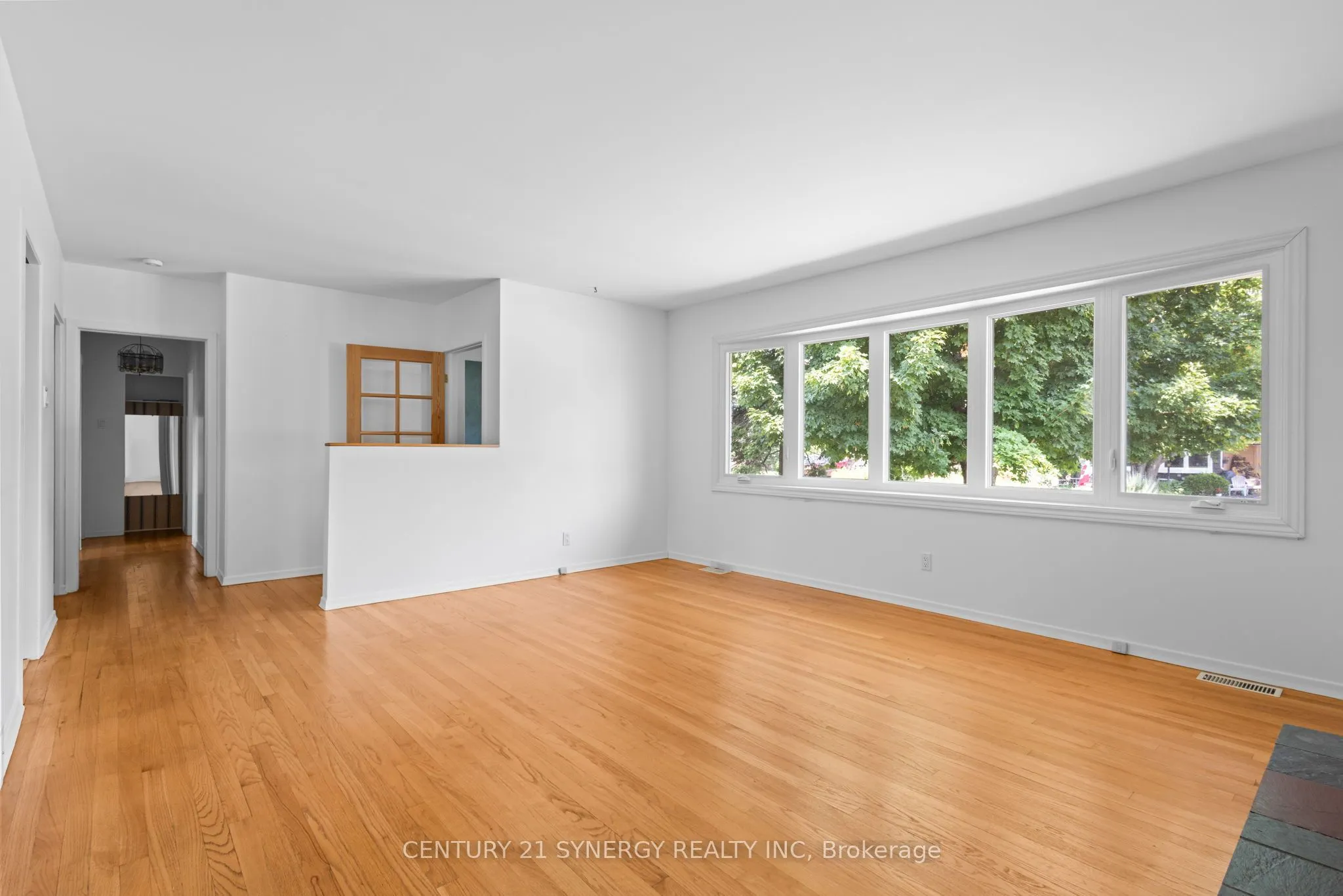 20 Parkside Crescent
