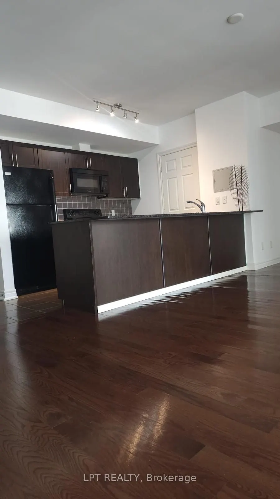 234 Rideau Street, #1905