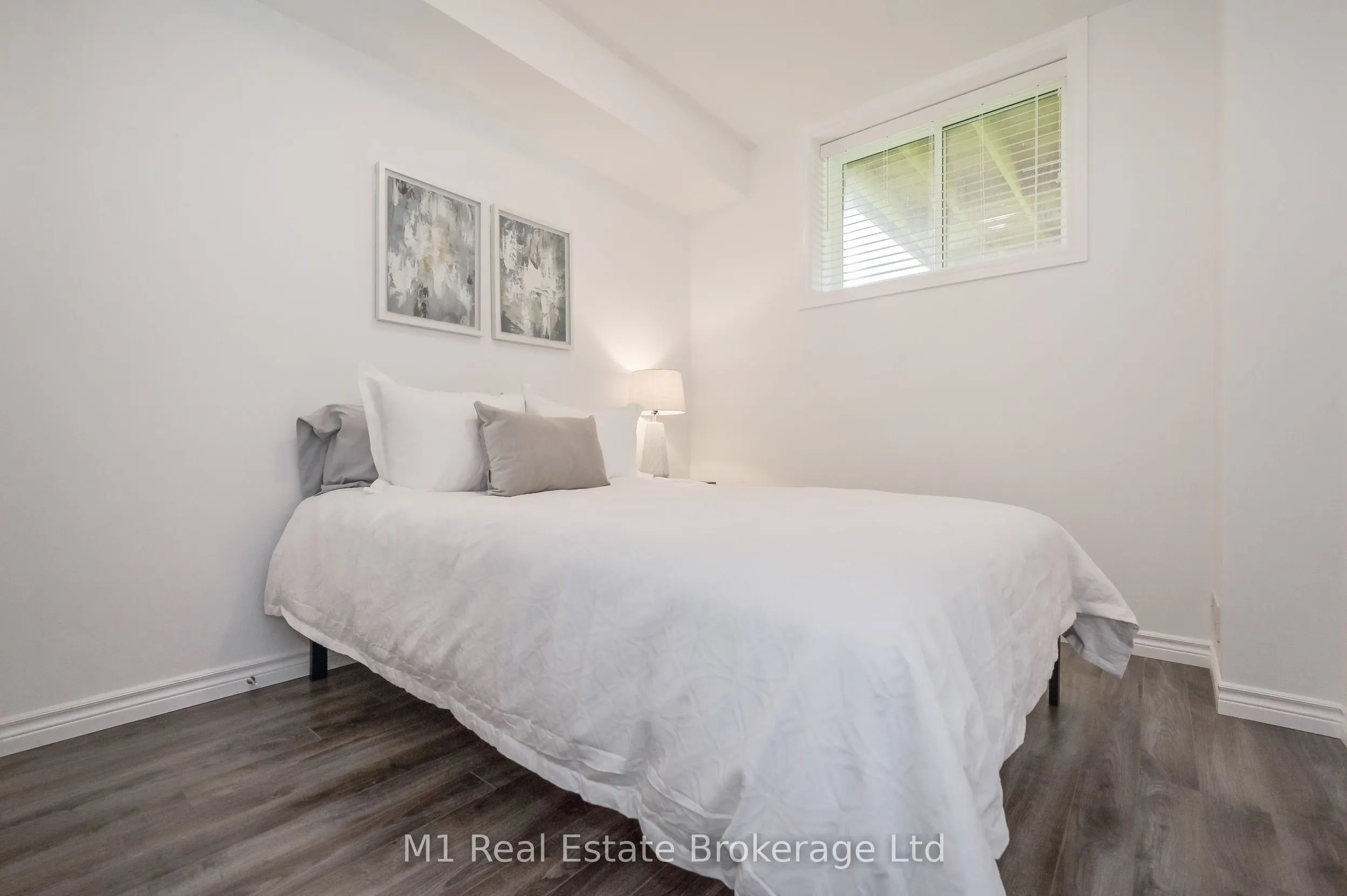 898D Gzowski Street, #Lower Unit