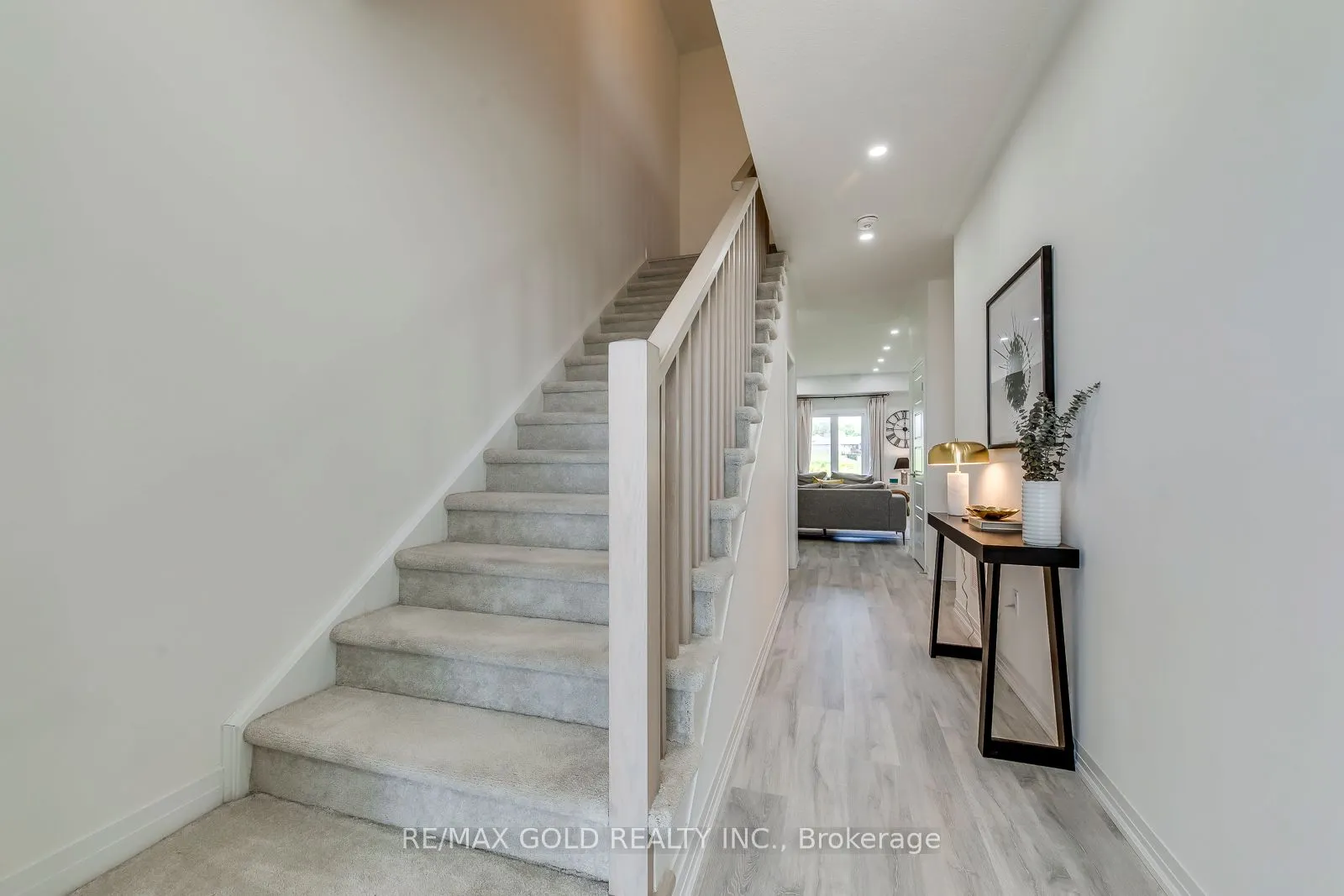 43 George Brier Drive W