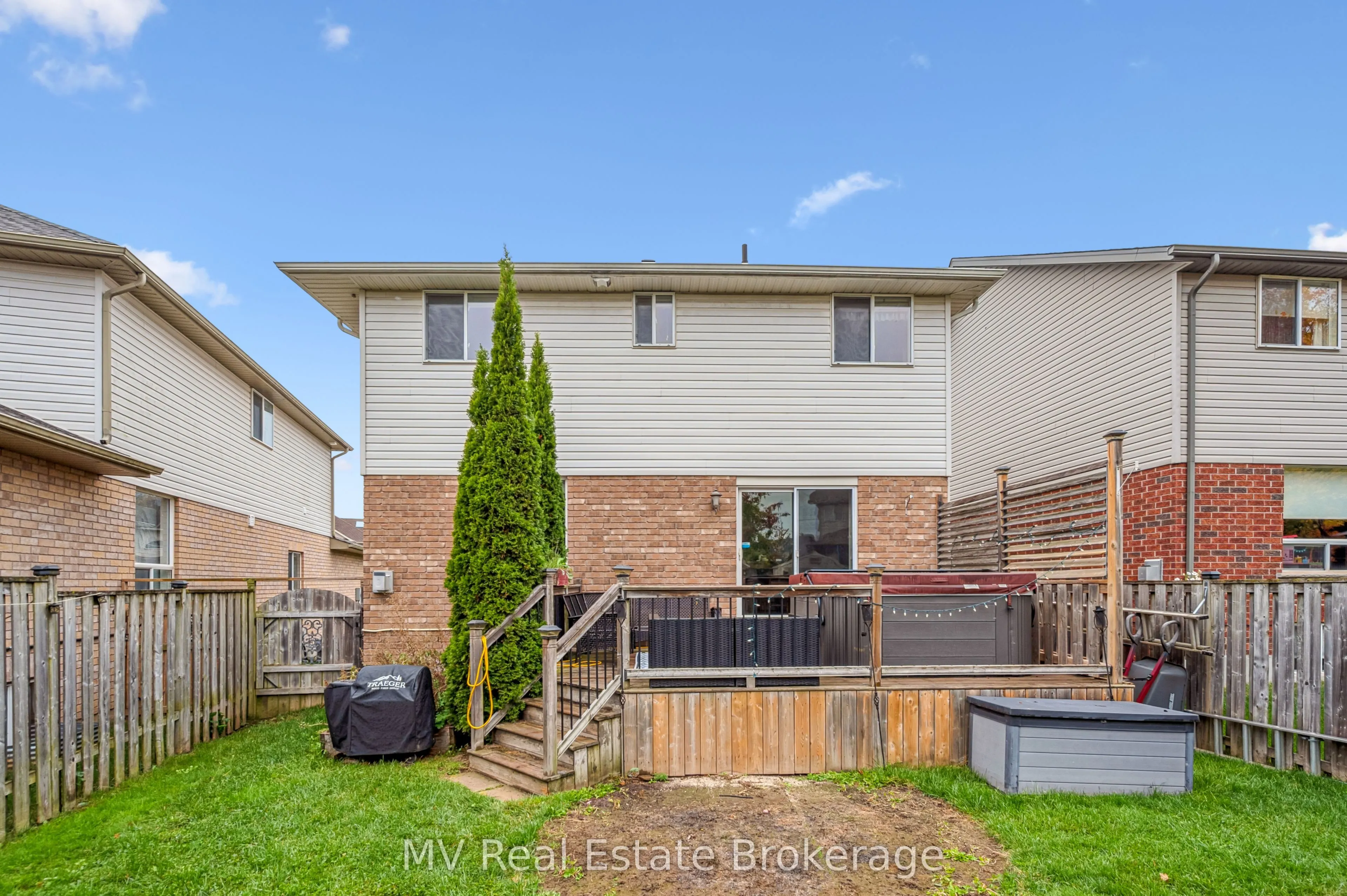 539 Black Street