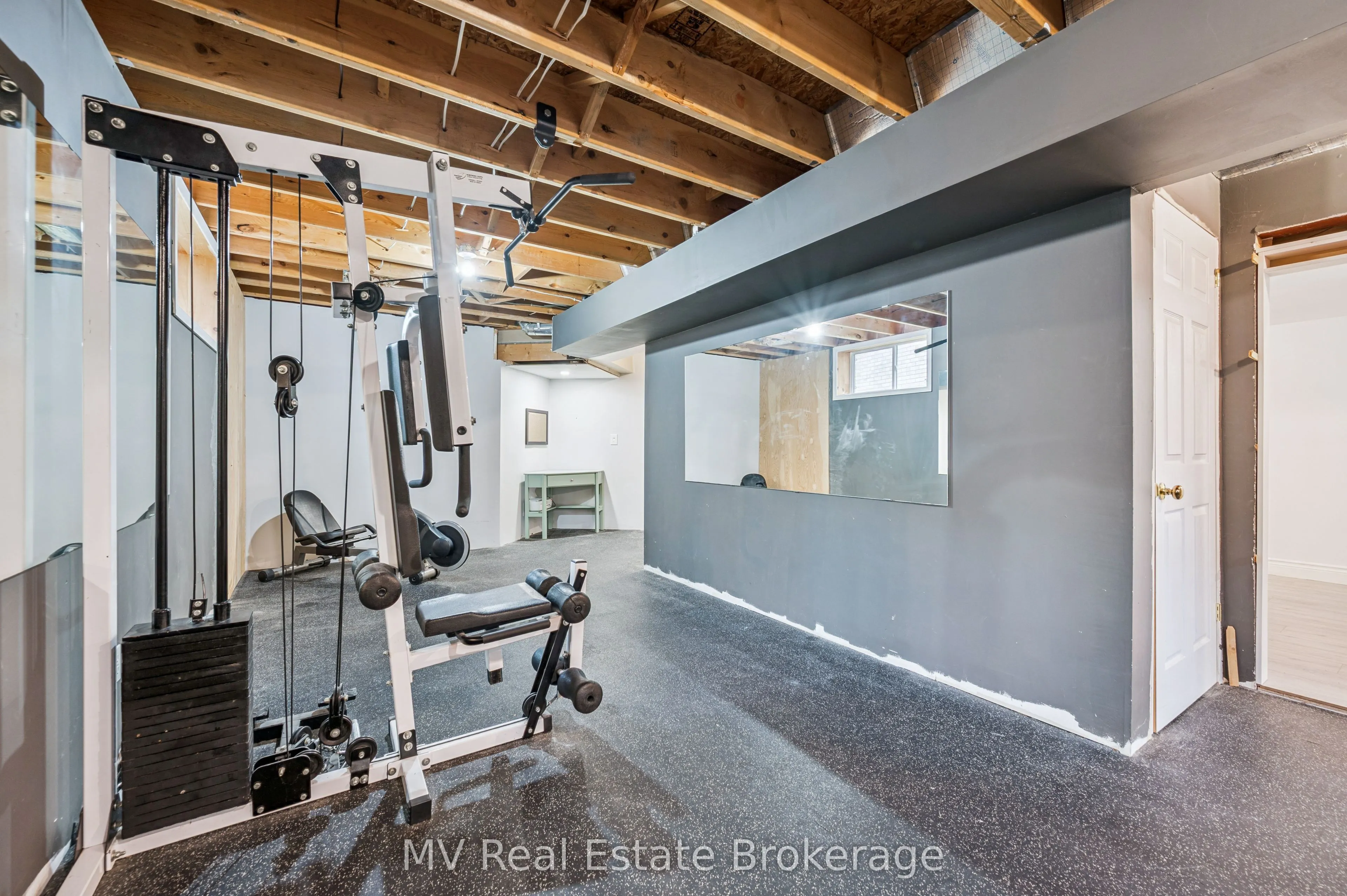 539 Black Street