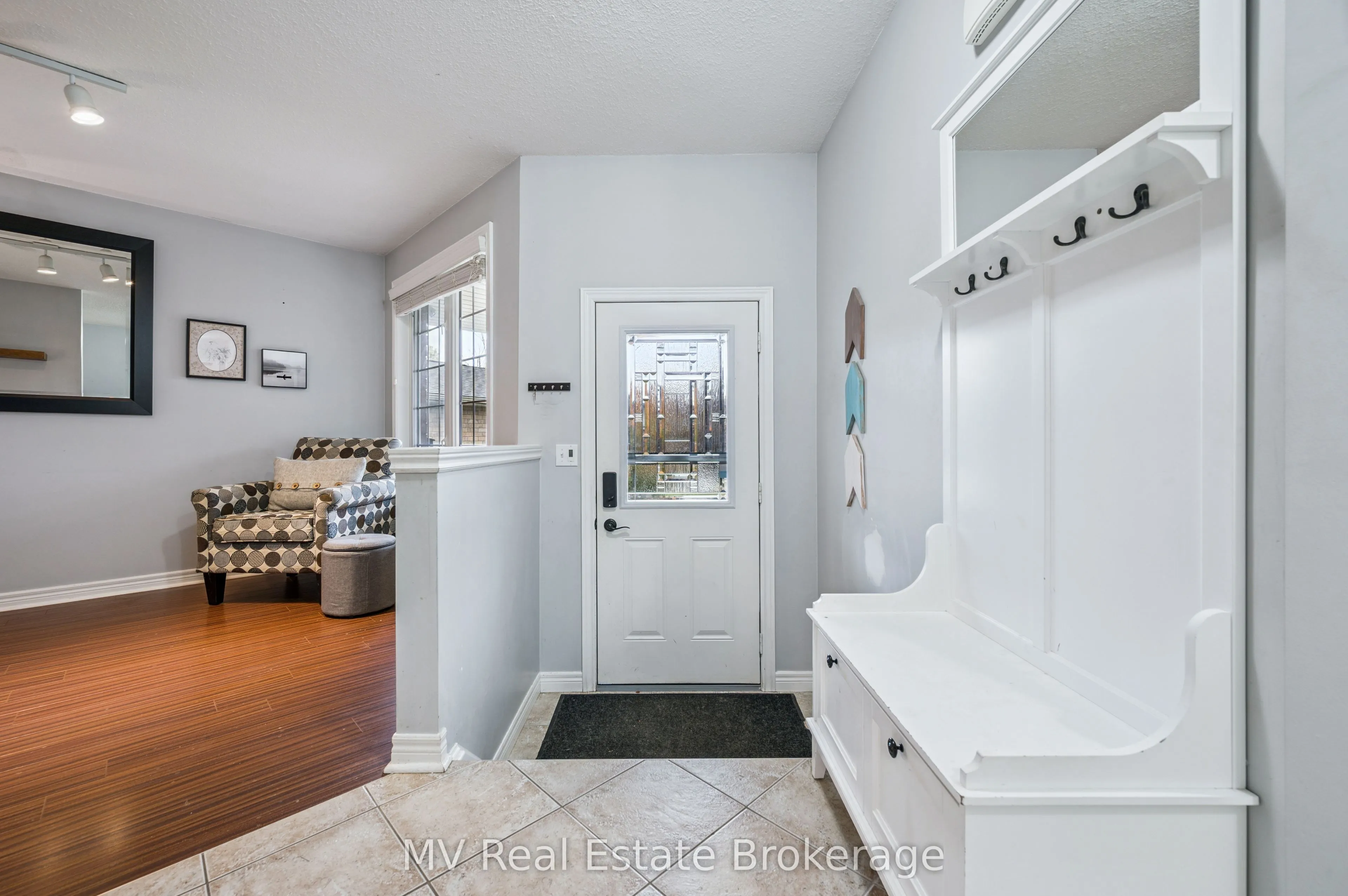 539 Black Street