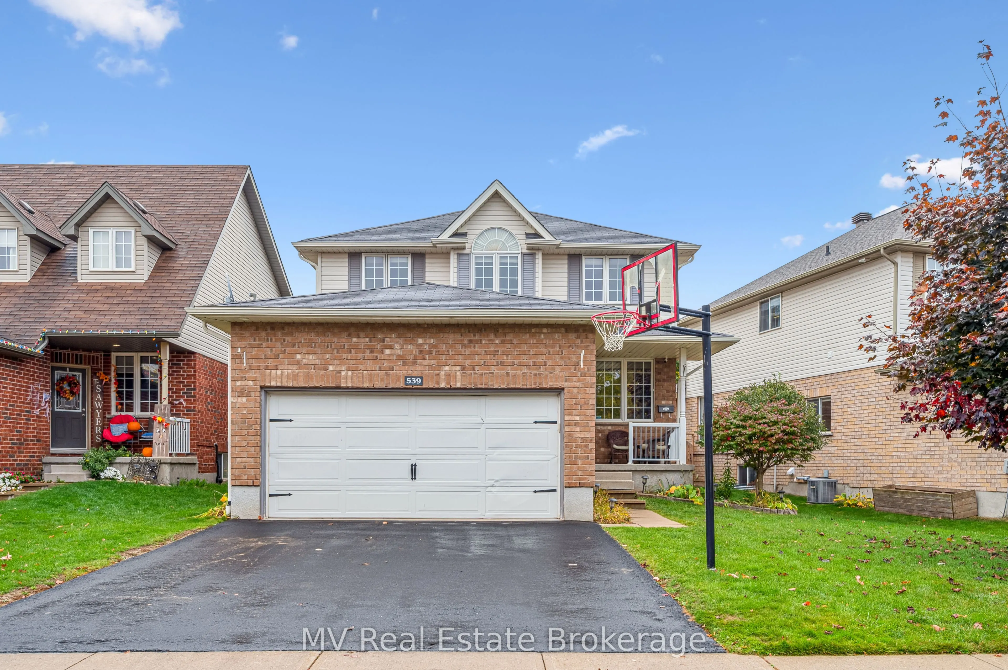 539 Black Street
