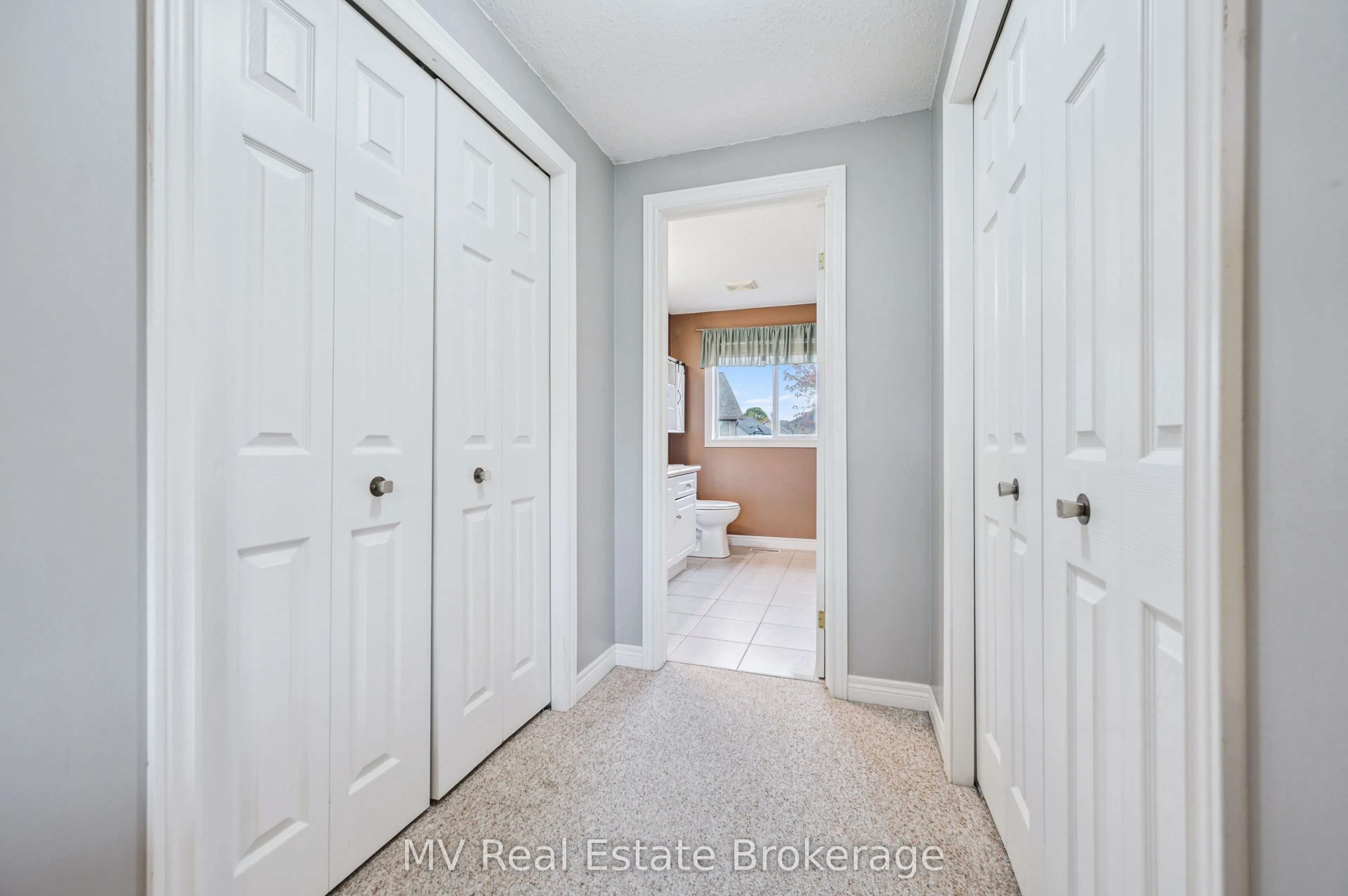 539 Black Street