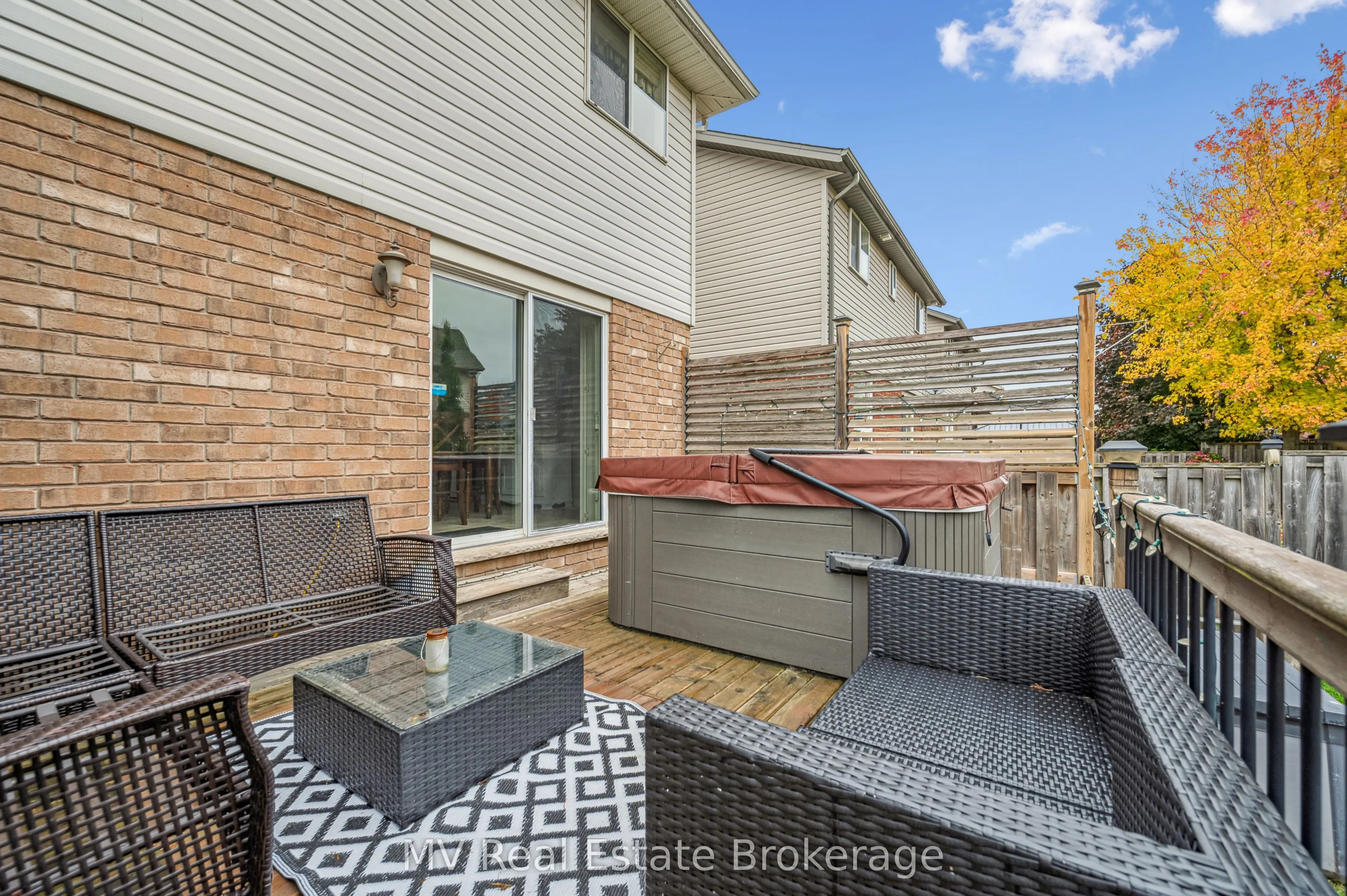 539 Black Street