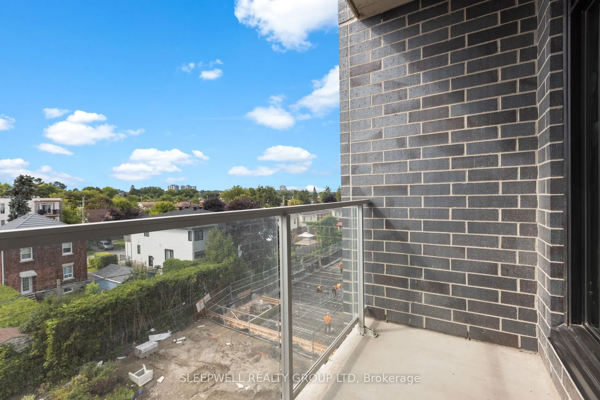 820 Archibald Street, #409