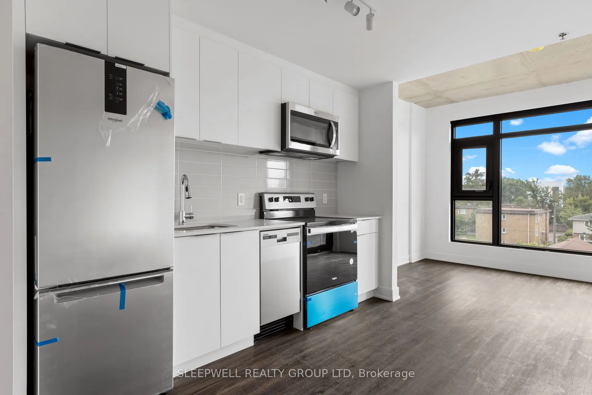 820 Archibald Street, #409