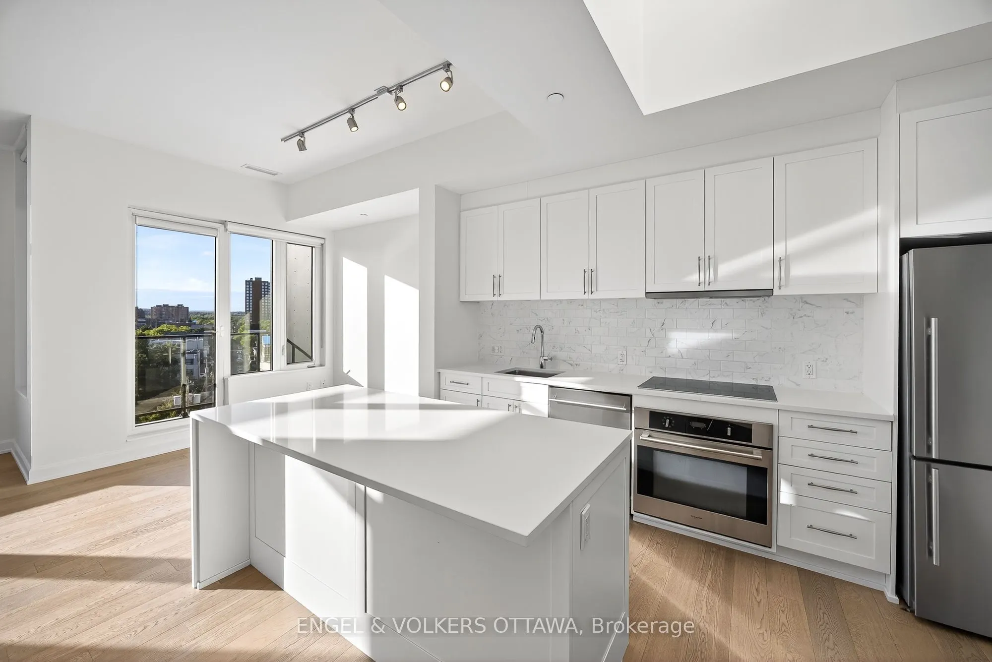10 Rosemount Avenue, #608