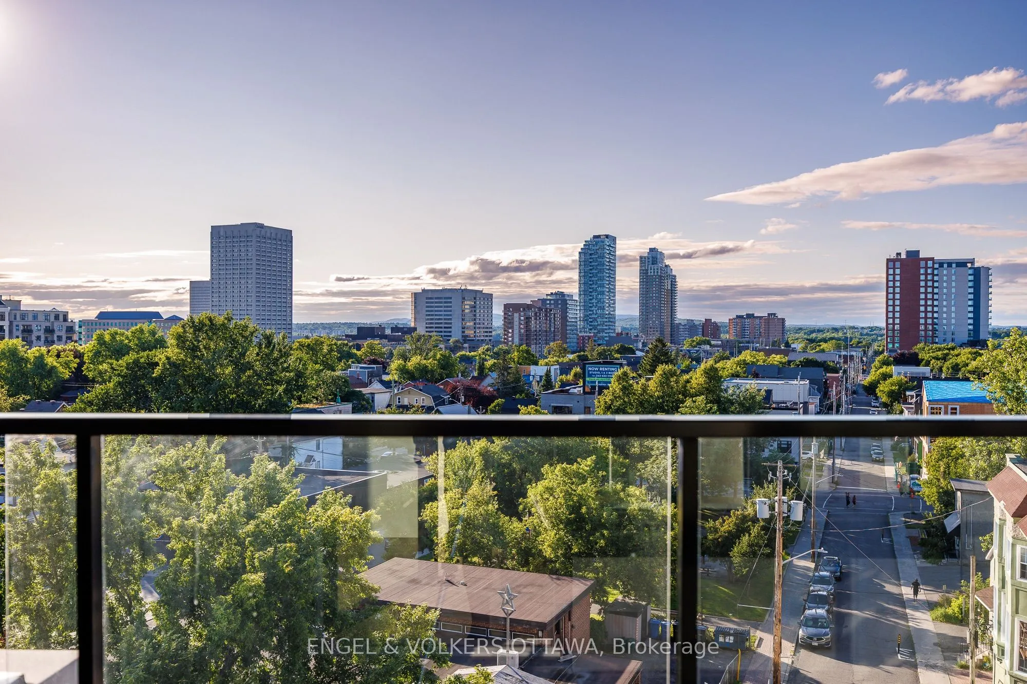 10 Rosemount Avenue, #608