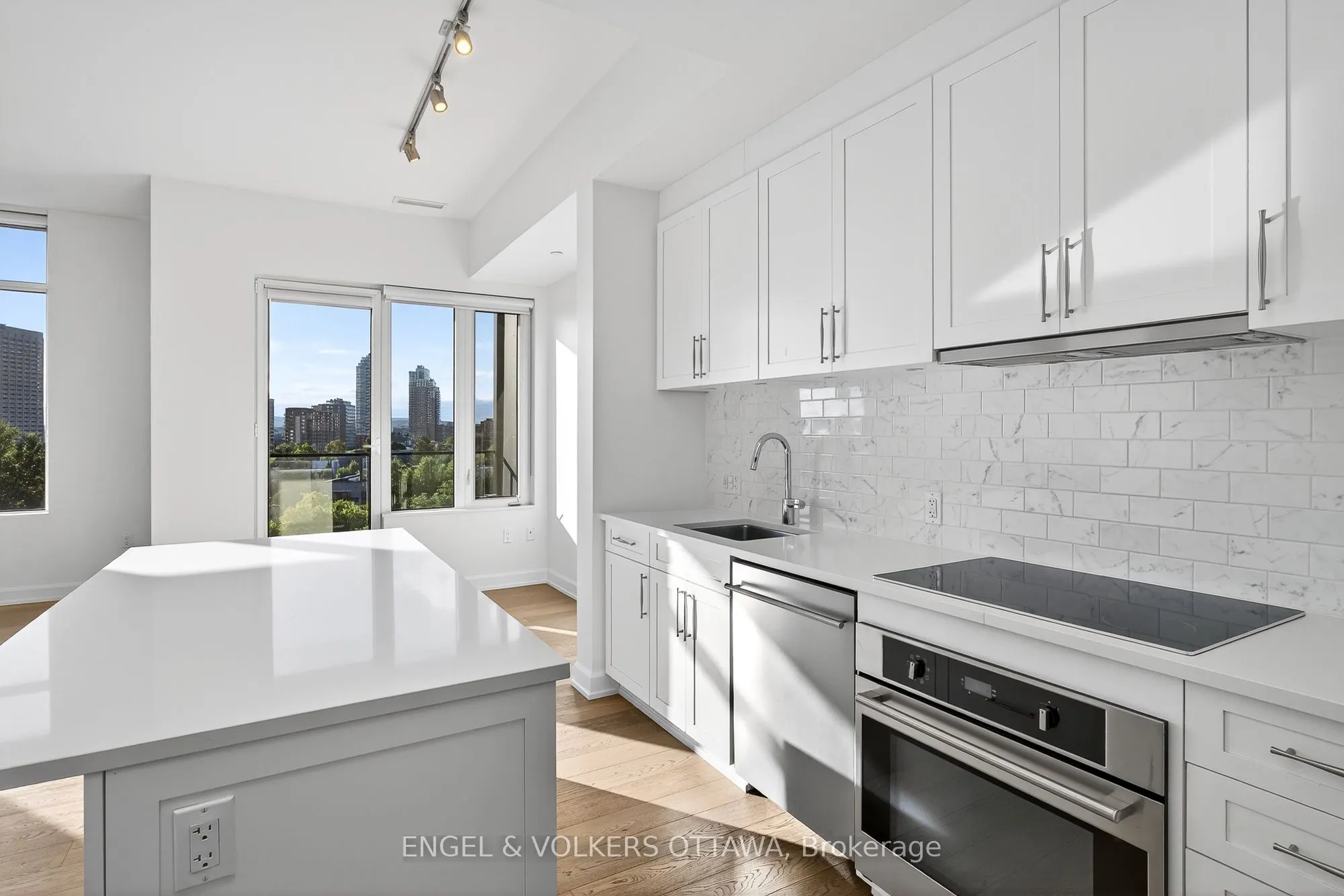 10 Rosemount Avenue, #608