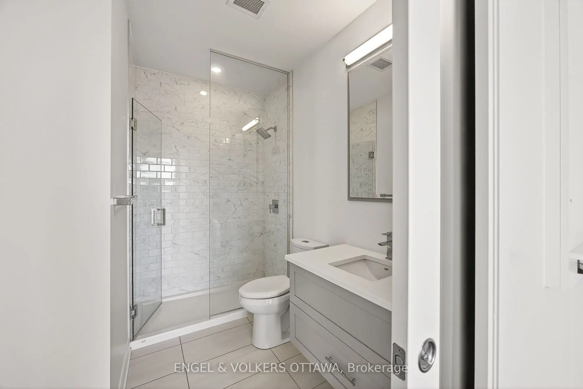 10 Rosemount Avenue, #608