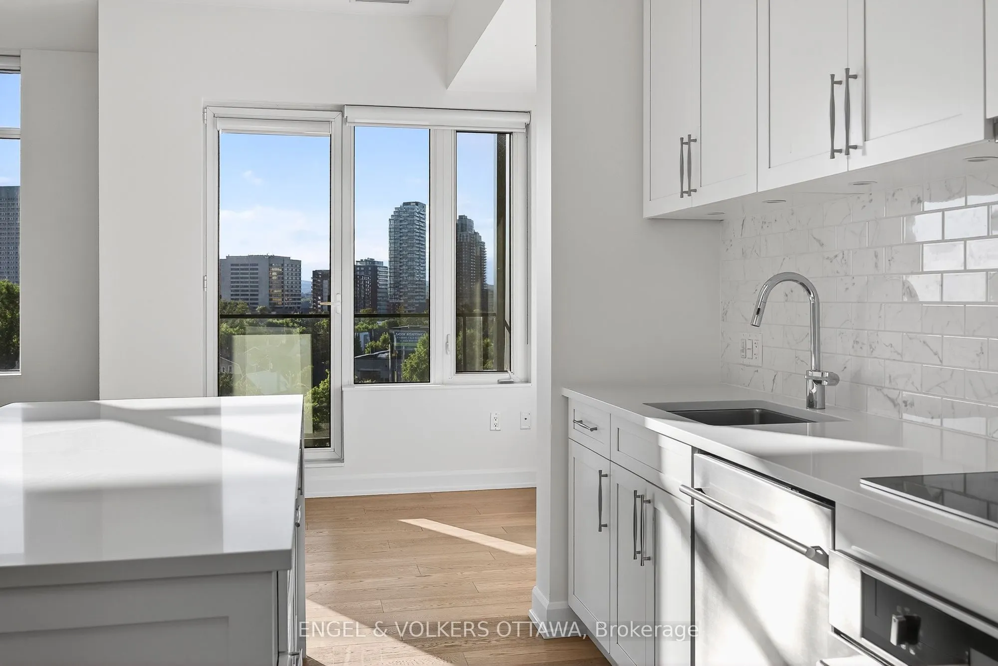 10 Rosemount Avenue, #608