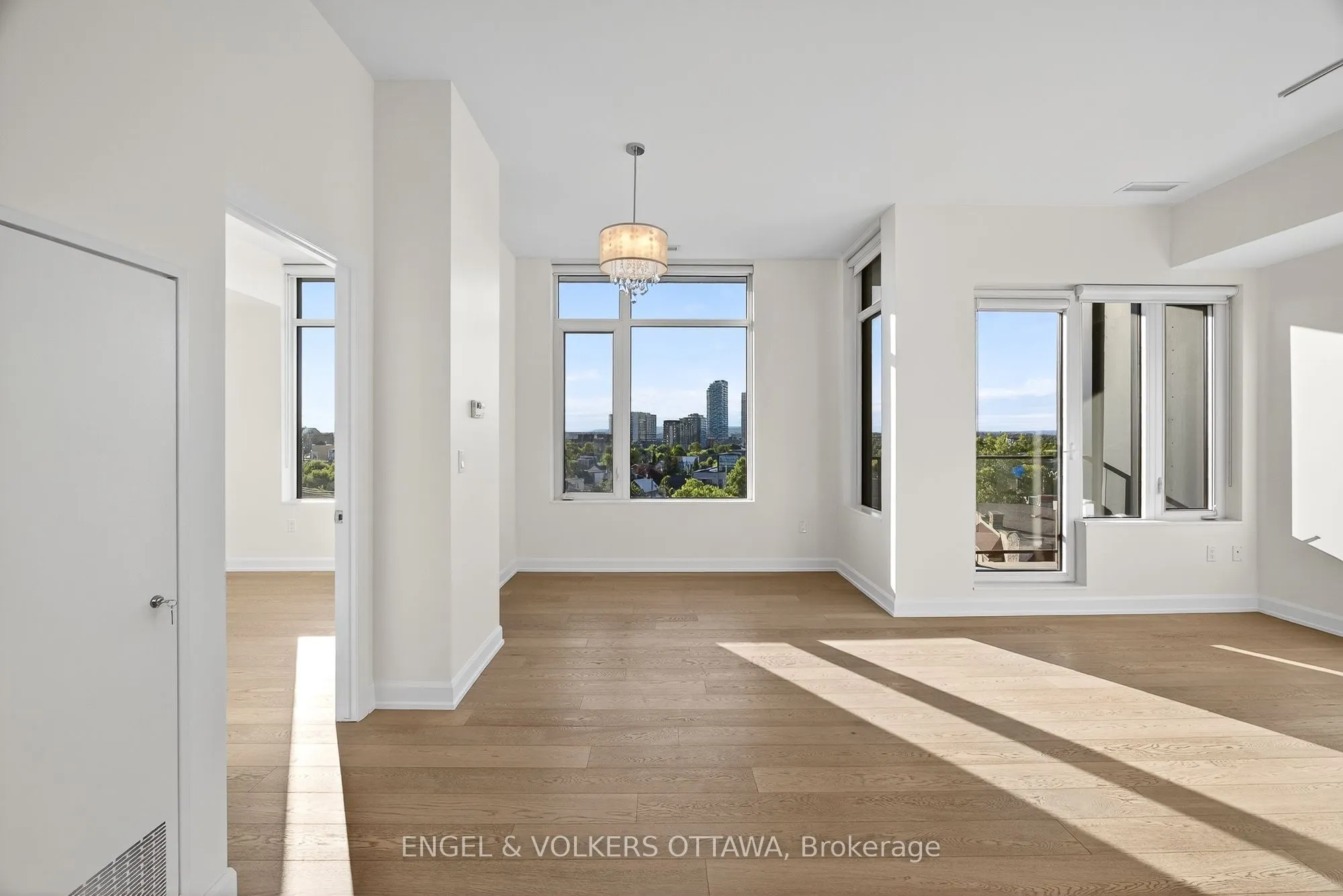 10 Rosemount Avenue, #608