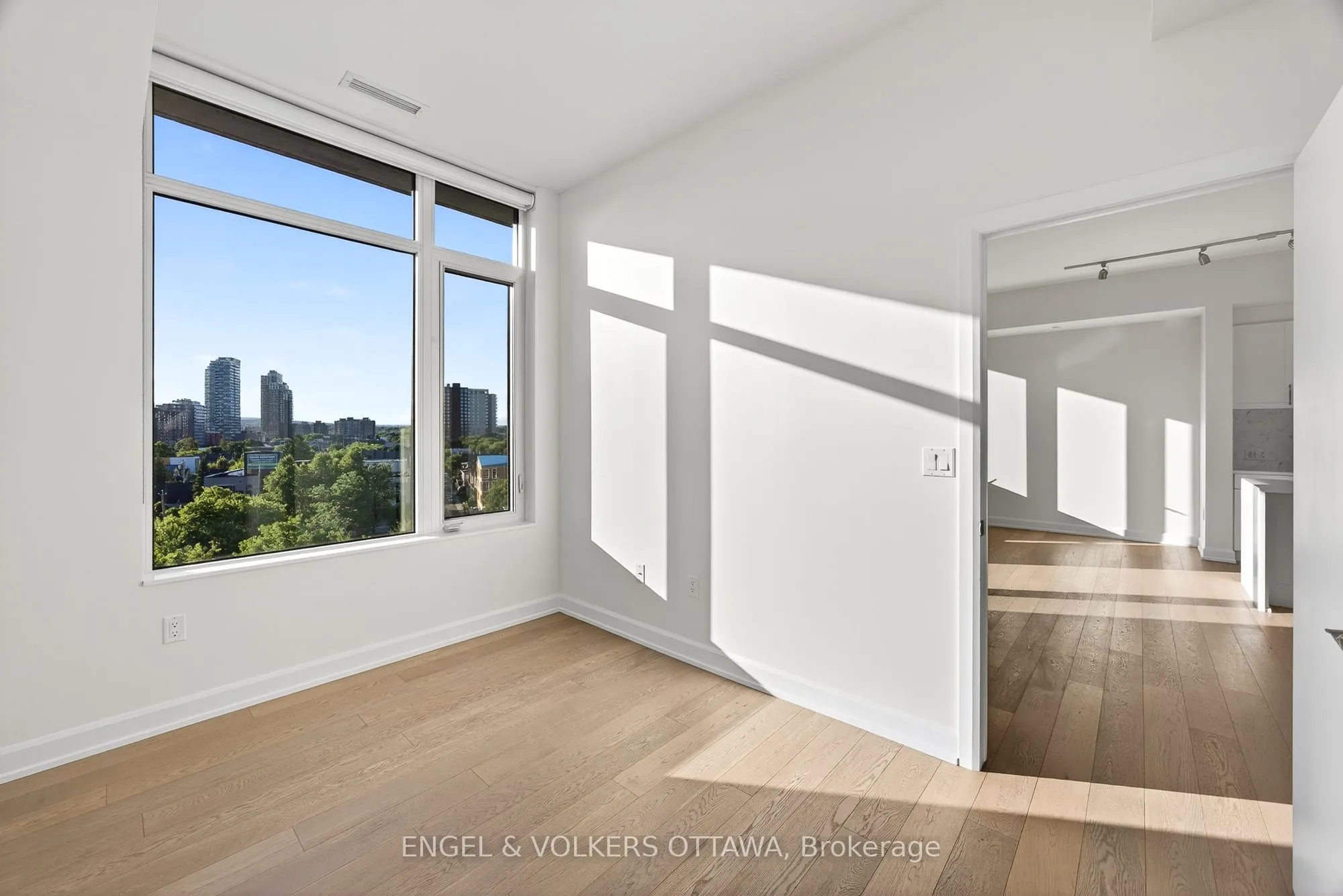 10 Rosemount Avenue, #608