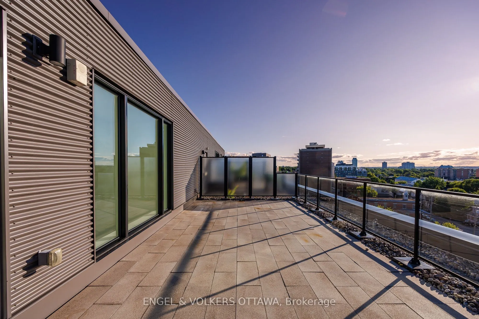 10 Rosemount Avenue, #608