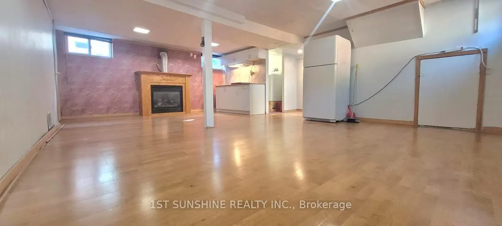 8 Frances Avenue, #8