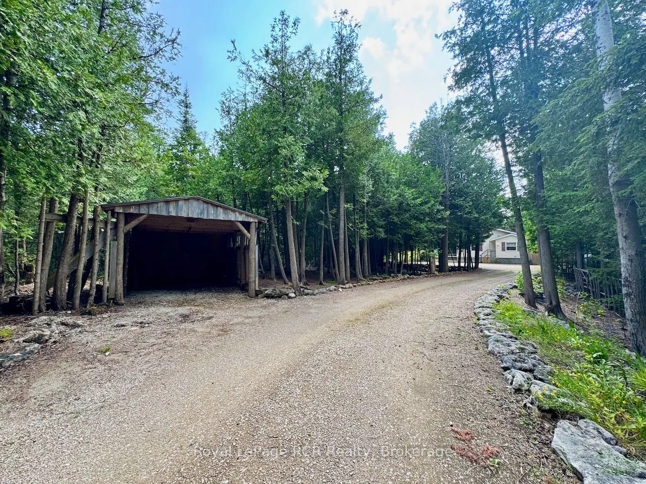 323 East Road
