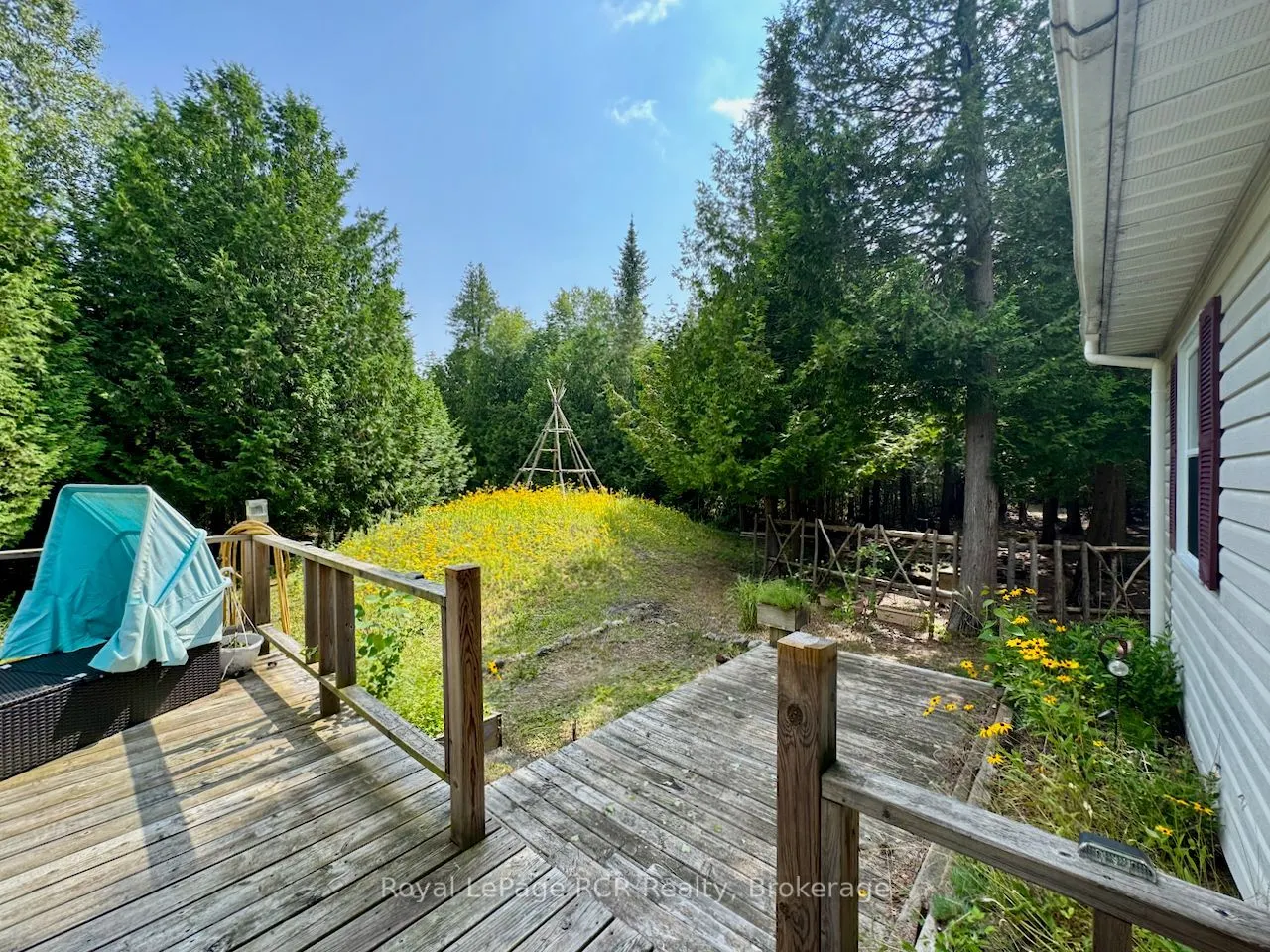 323 East Road
