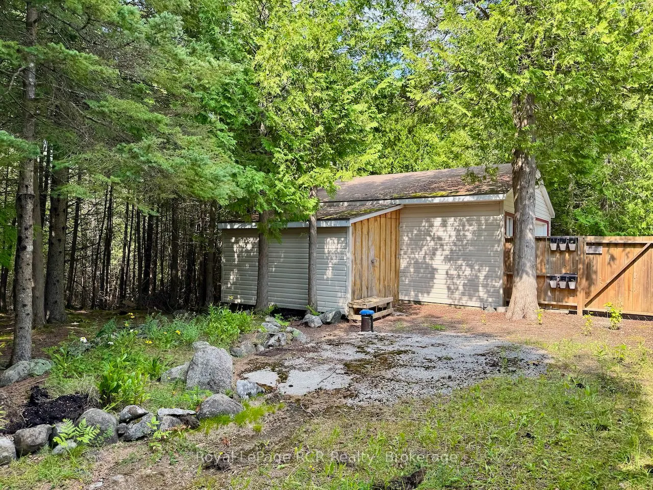 323 East Road