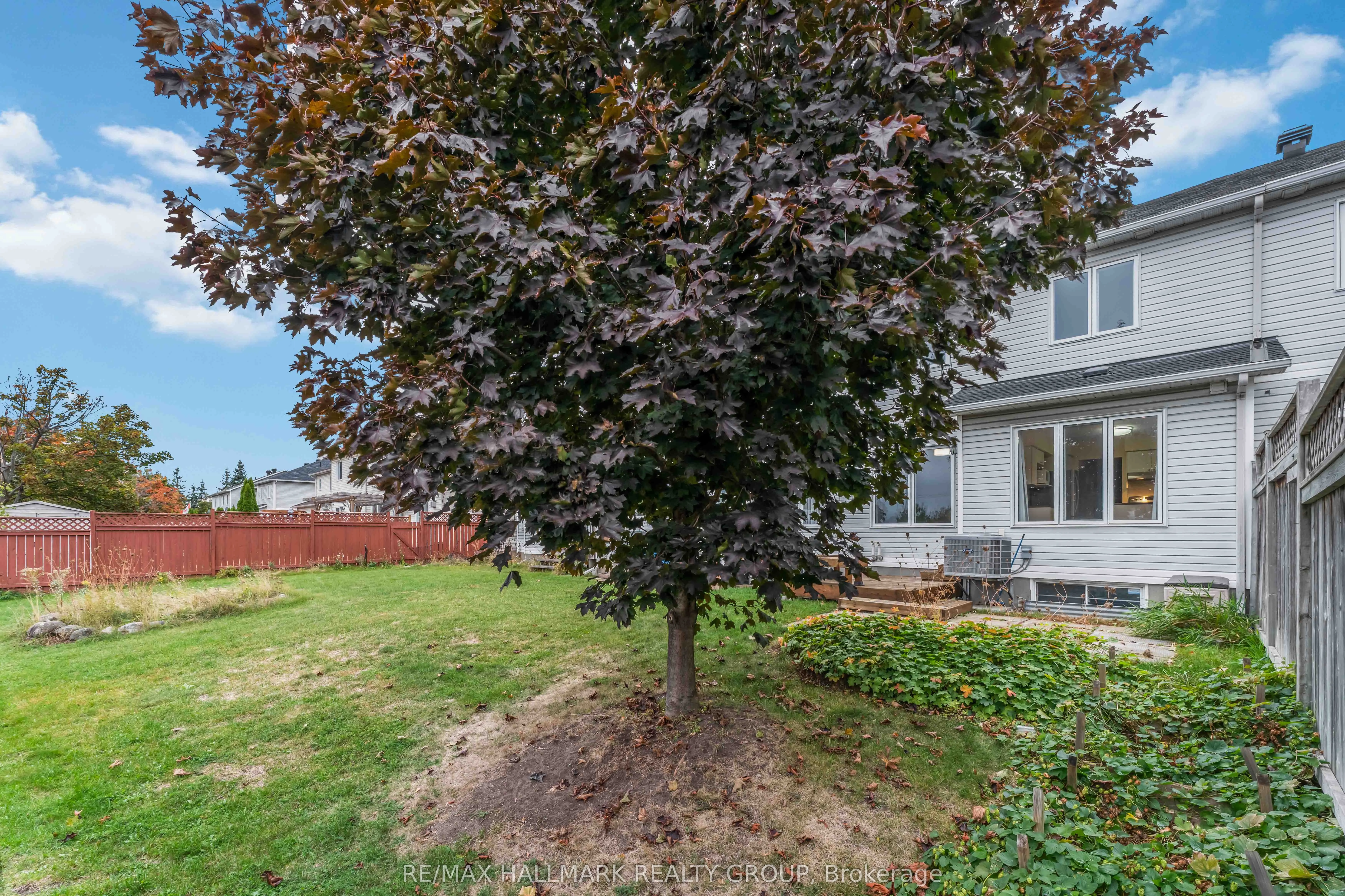 4656 Ogilvie Walk Crescent