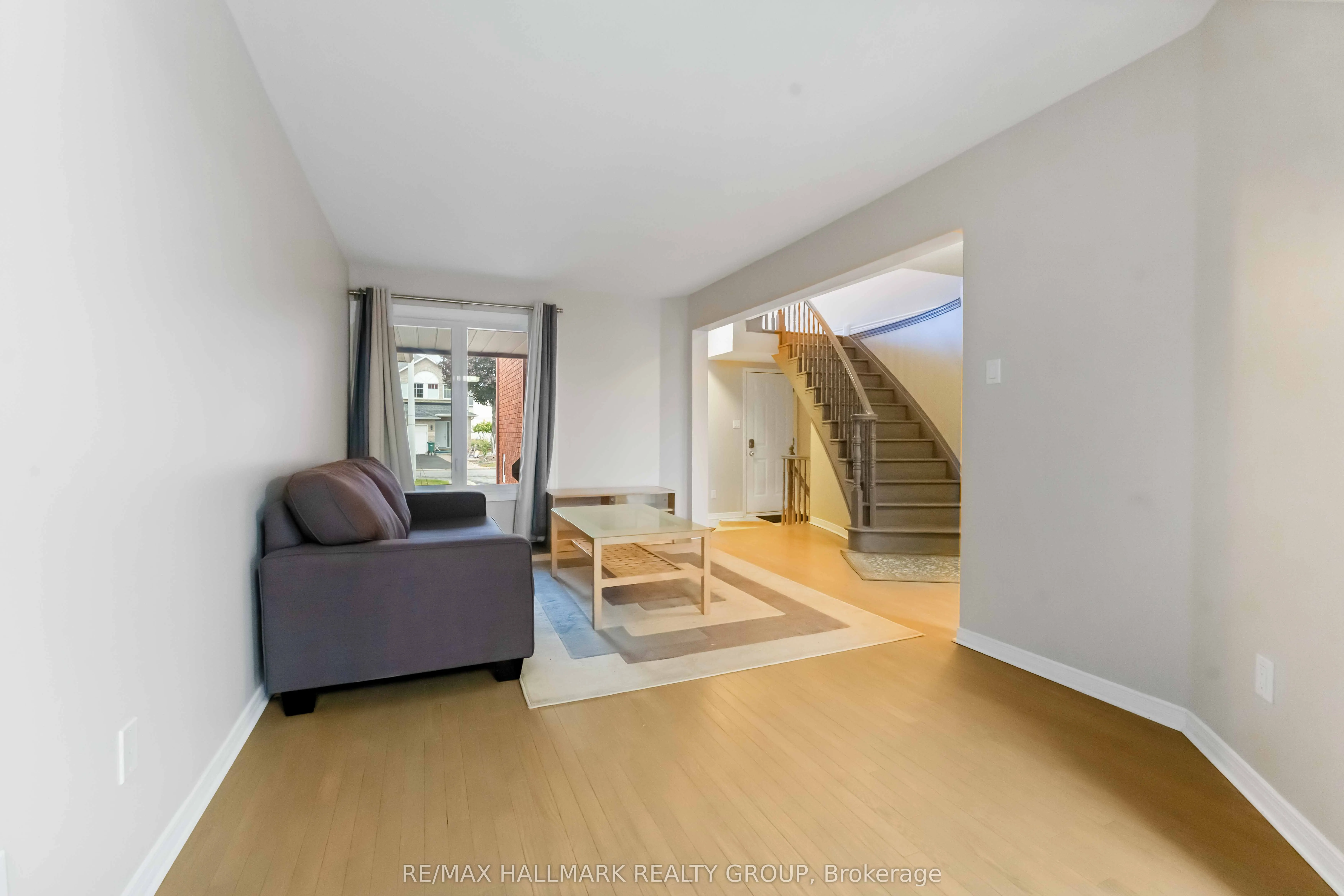 4656 Ogilvie Walk Crescent