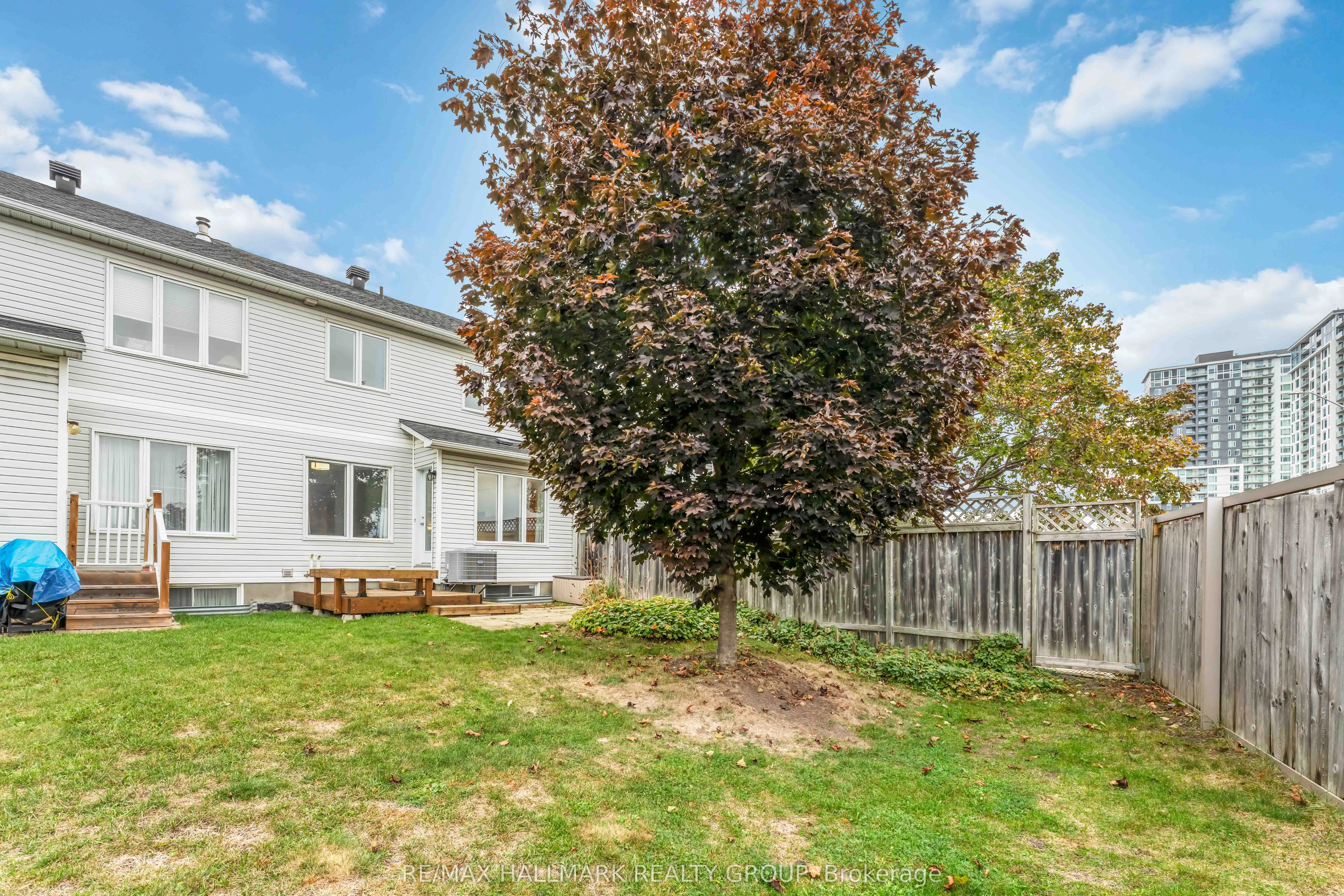 4656 Ogilvie Walk Crescent