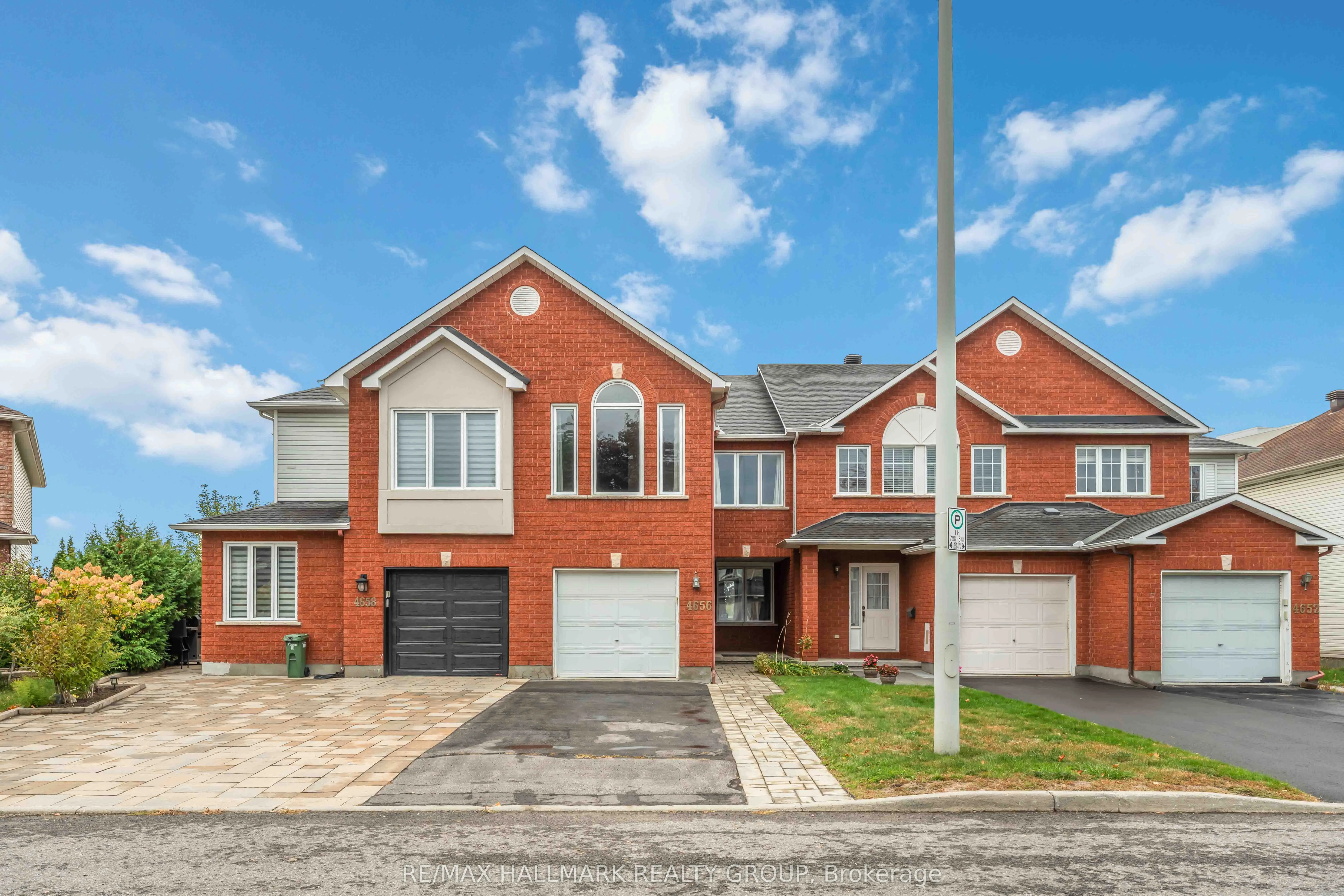 4656 Ogilvie Walk Crescent