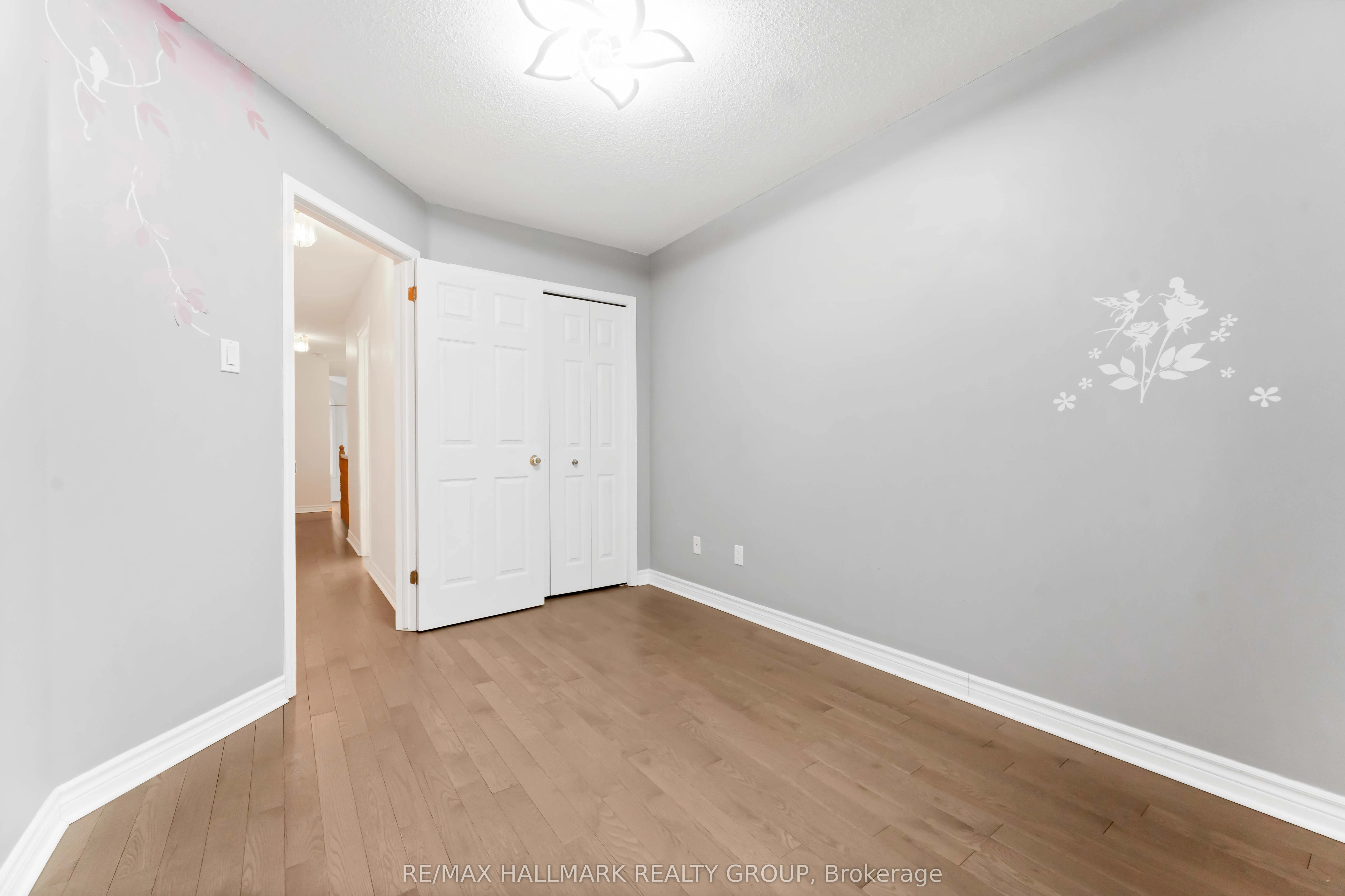 4656 Ogilvie Walk Crescent