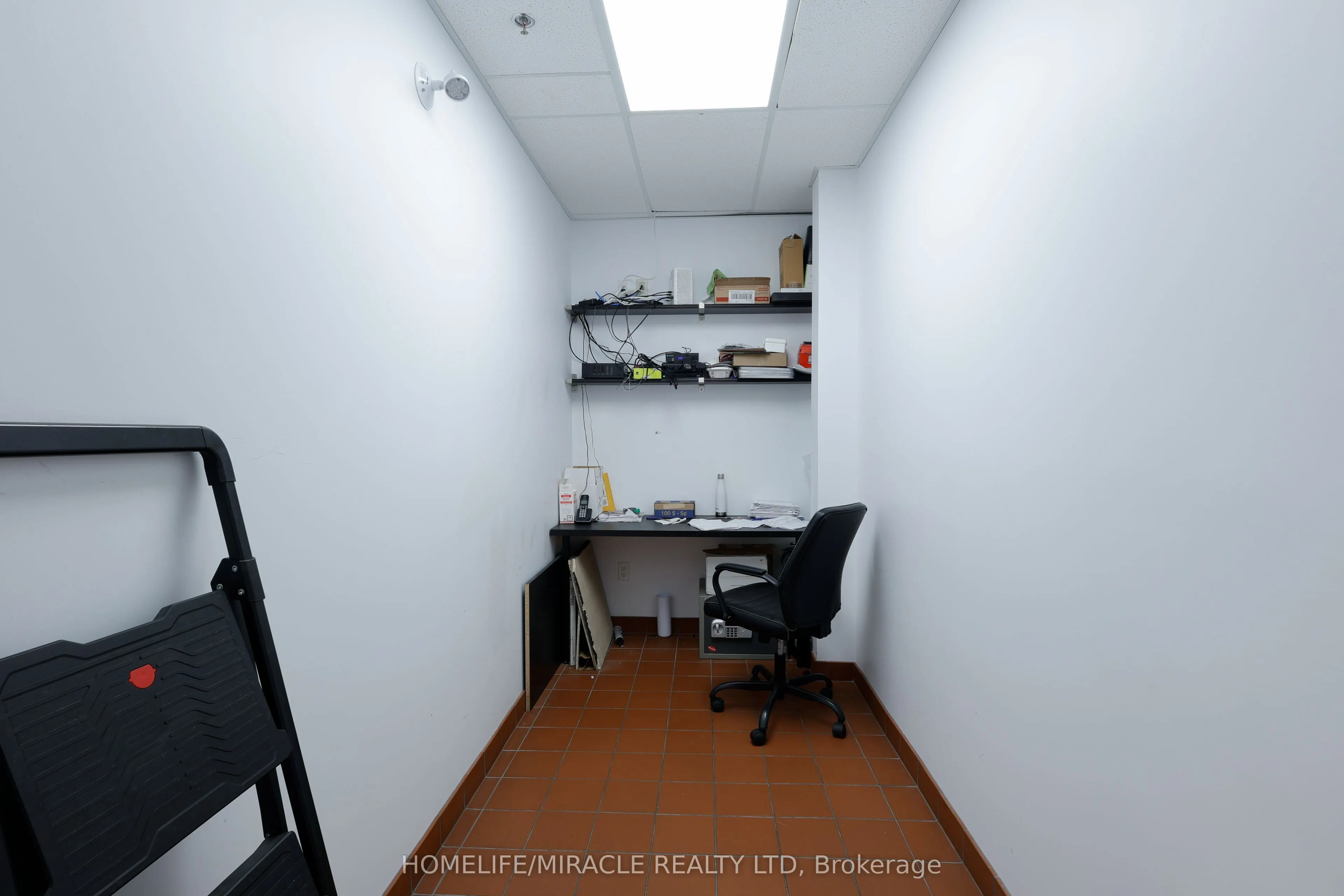 603 Colborne Street E, #14