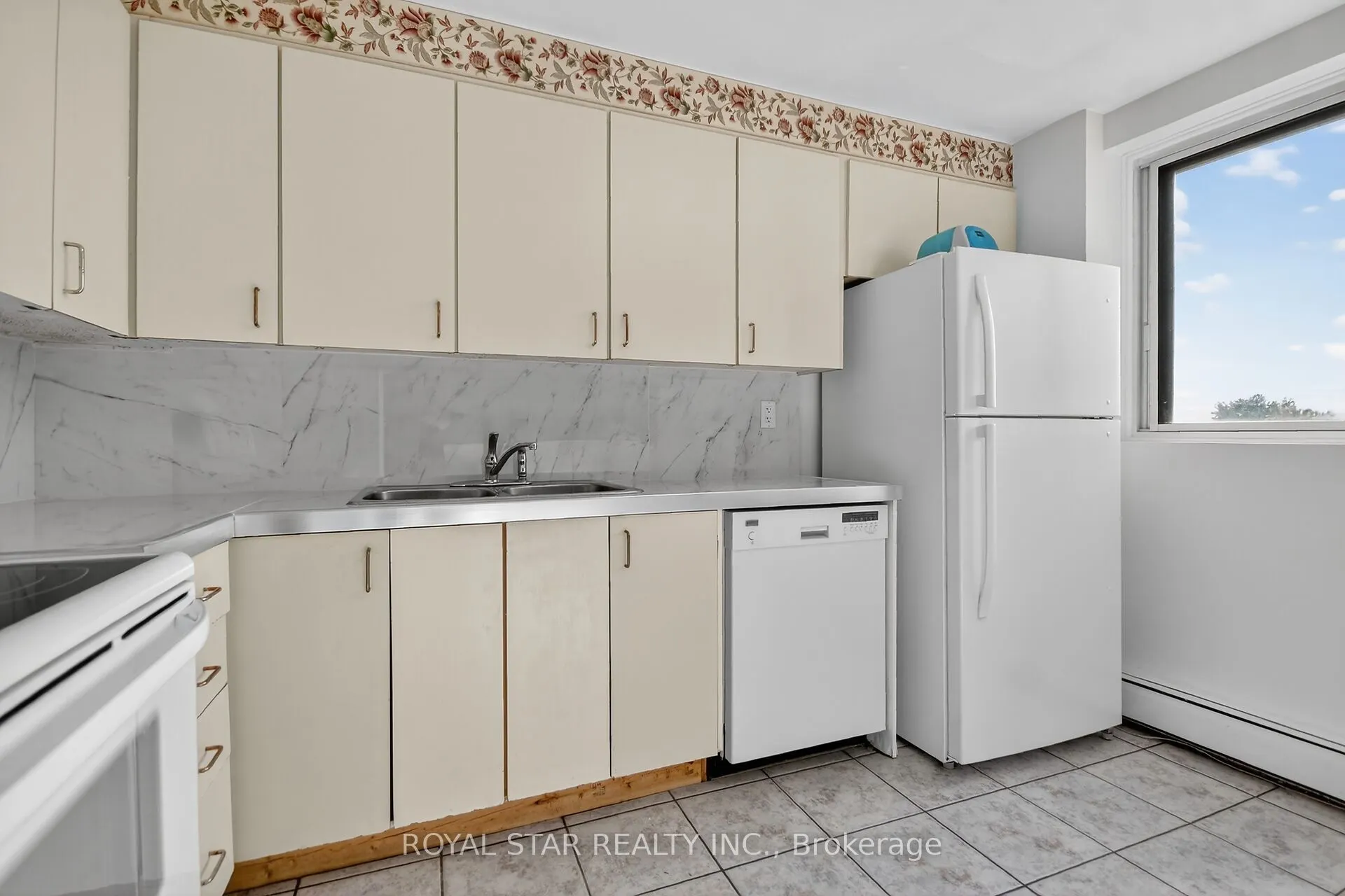 2650 Southvale Crescent, #414