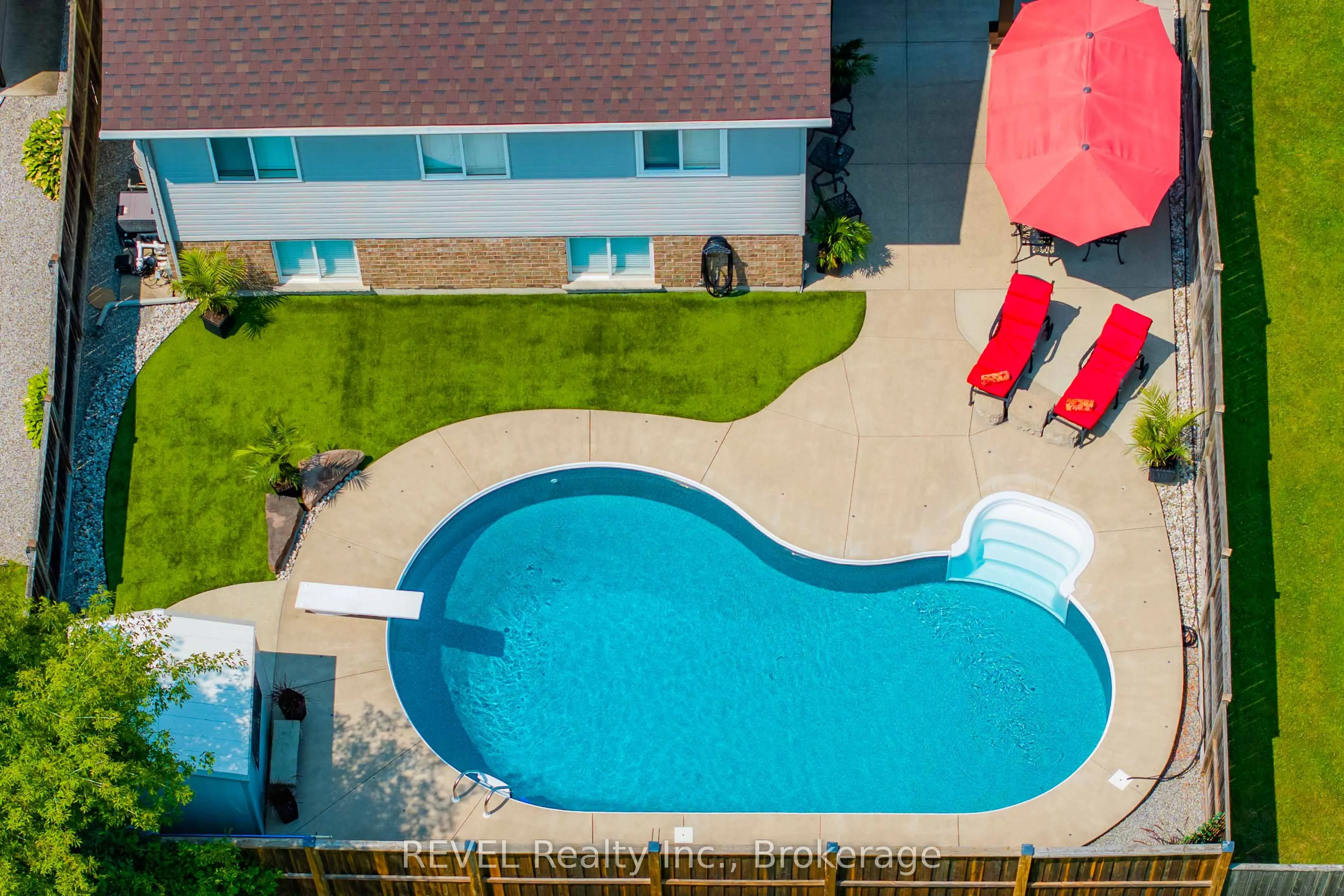 35 Hunter Drive