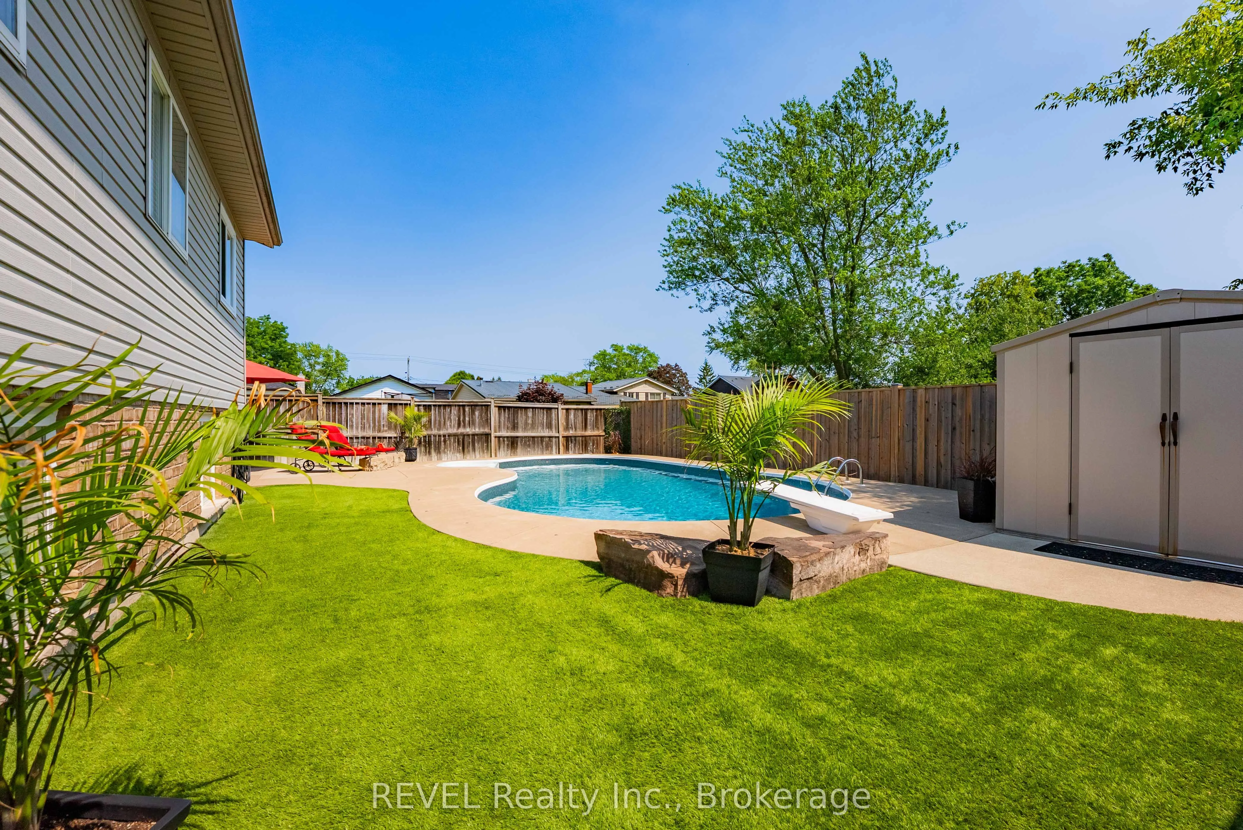 35 Hunter Drive