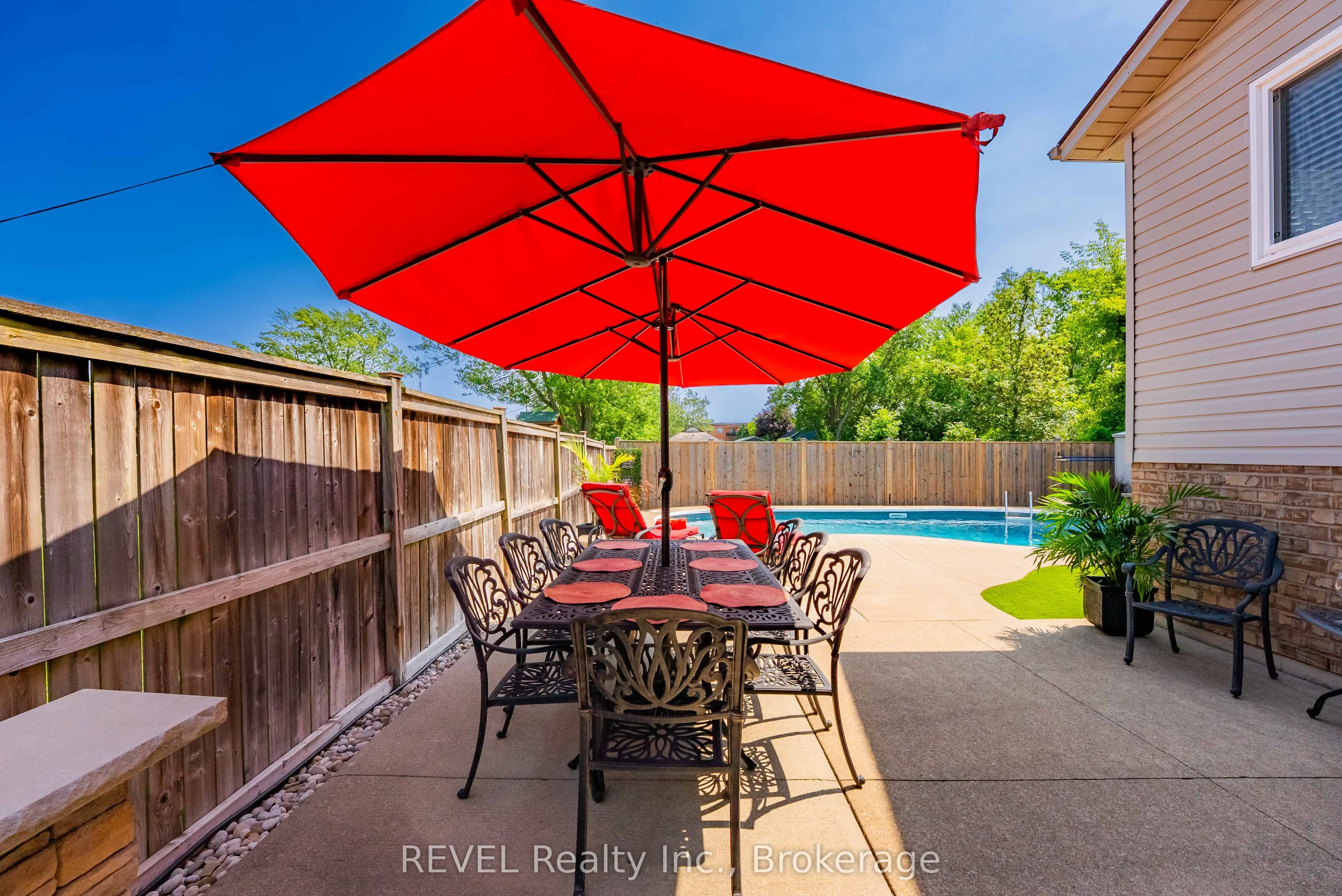 35 Hunter Drive