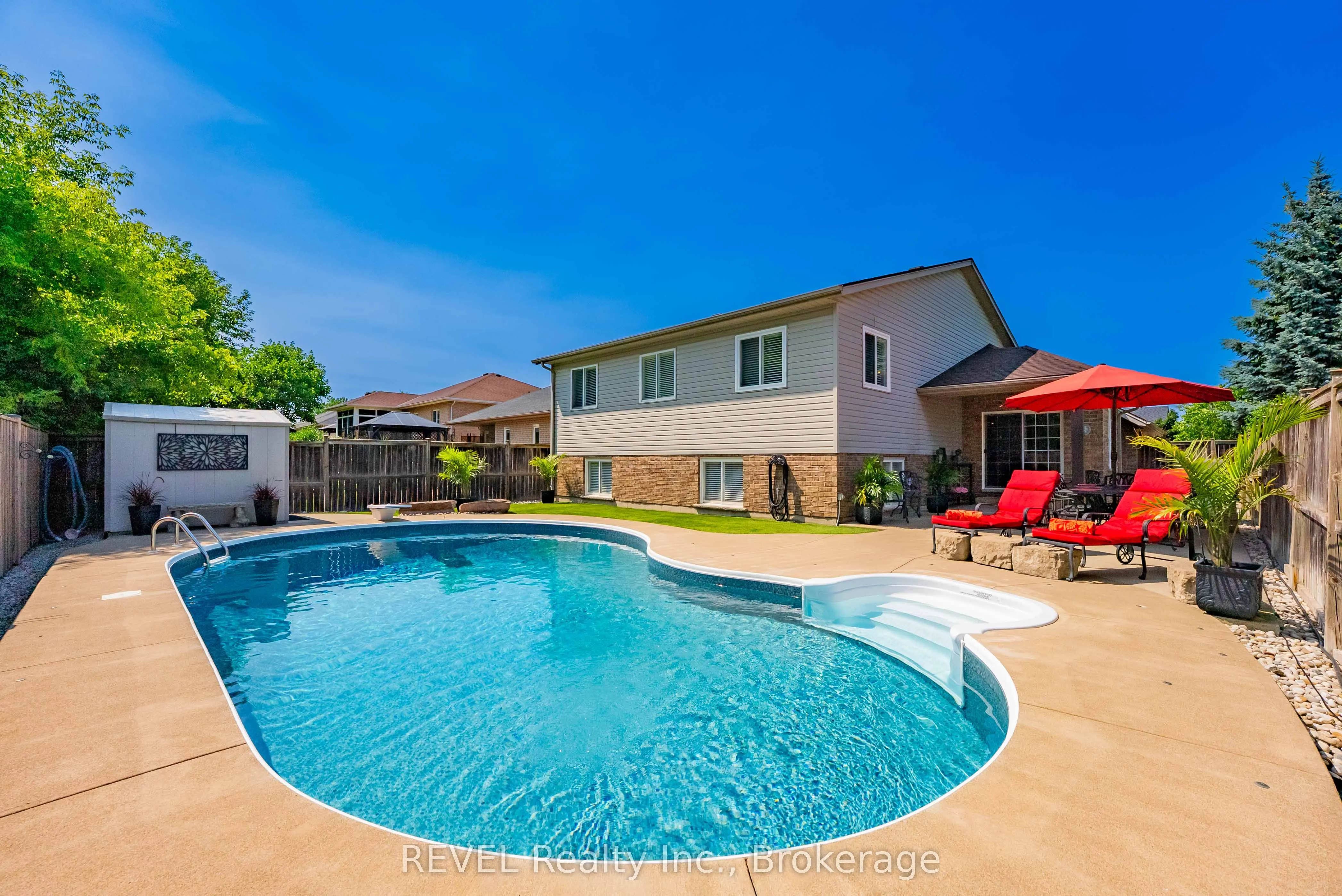 35 Hunter Drive