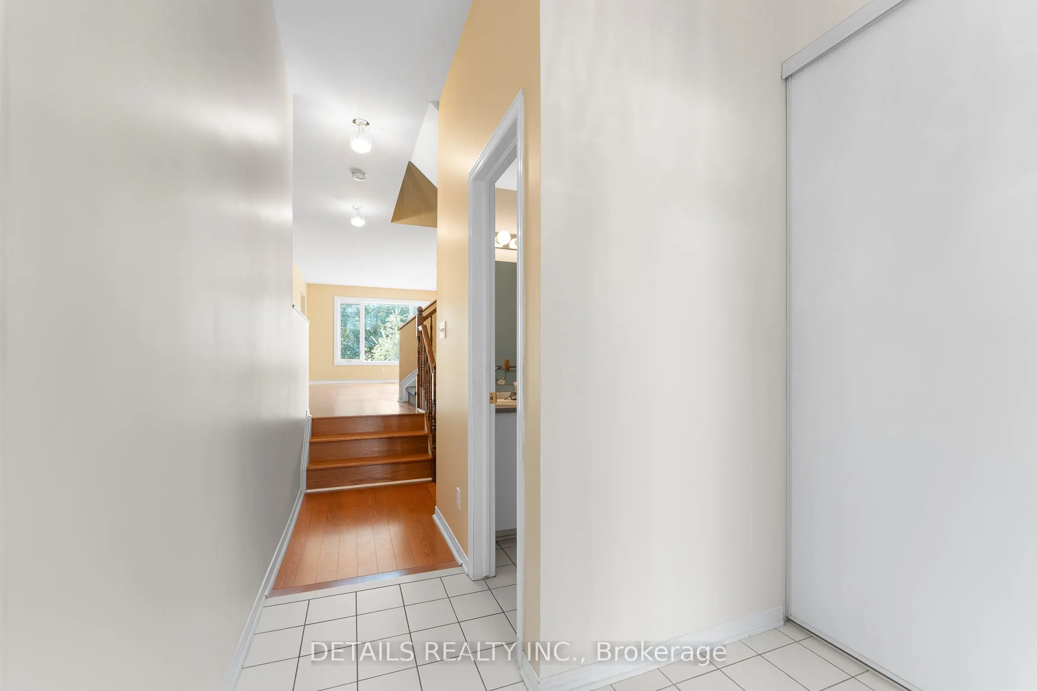 32 Crownridge Drive