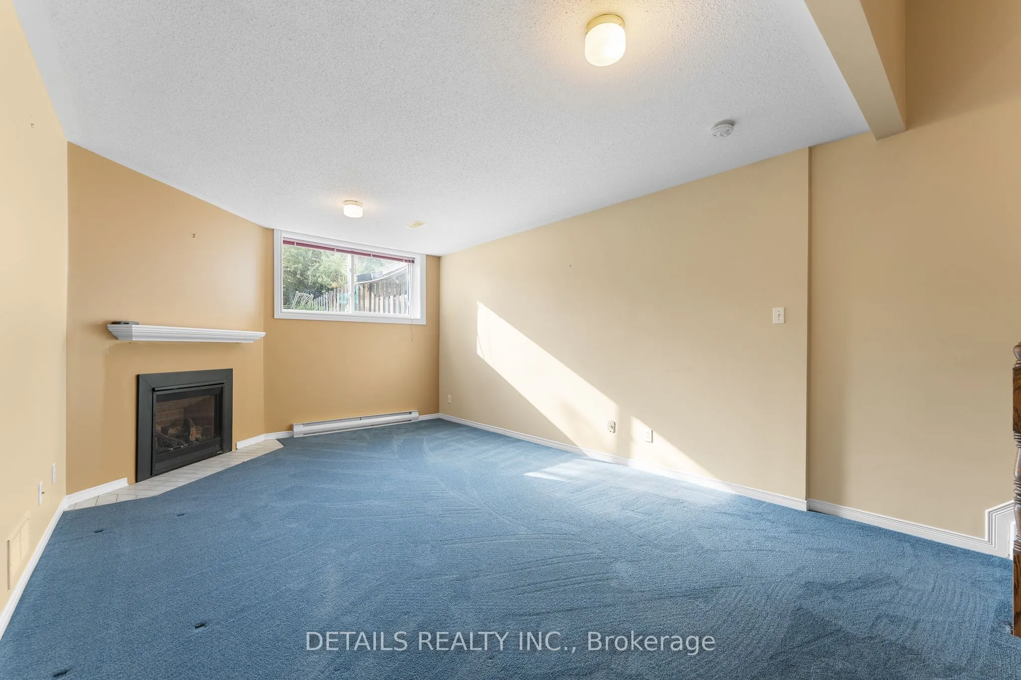 32 Crownridge Drive
