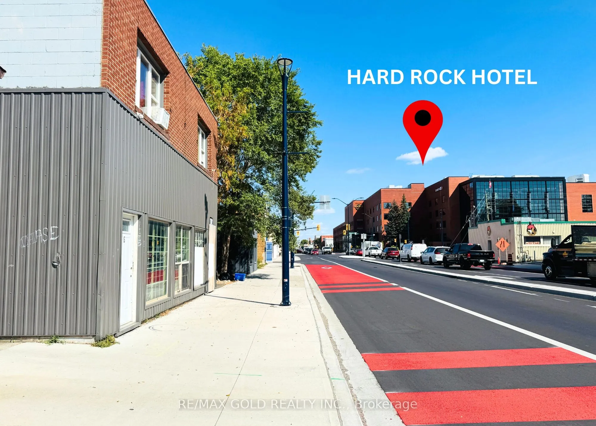 1042 Dundas Street