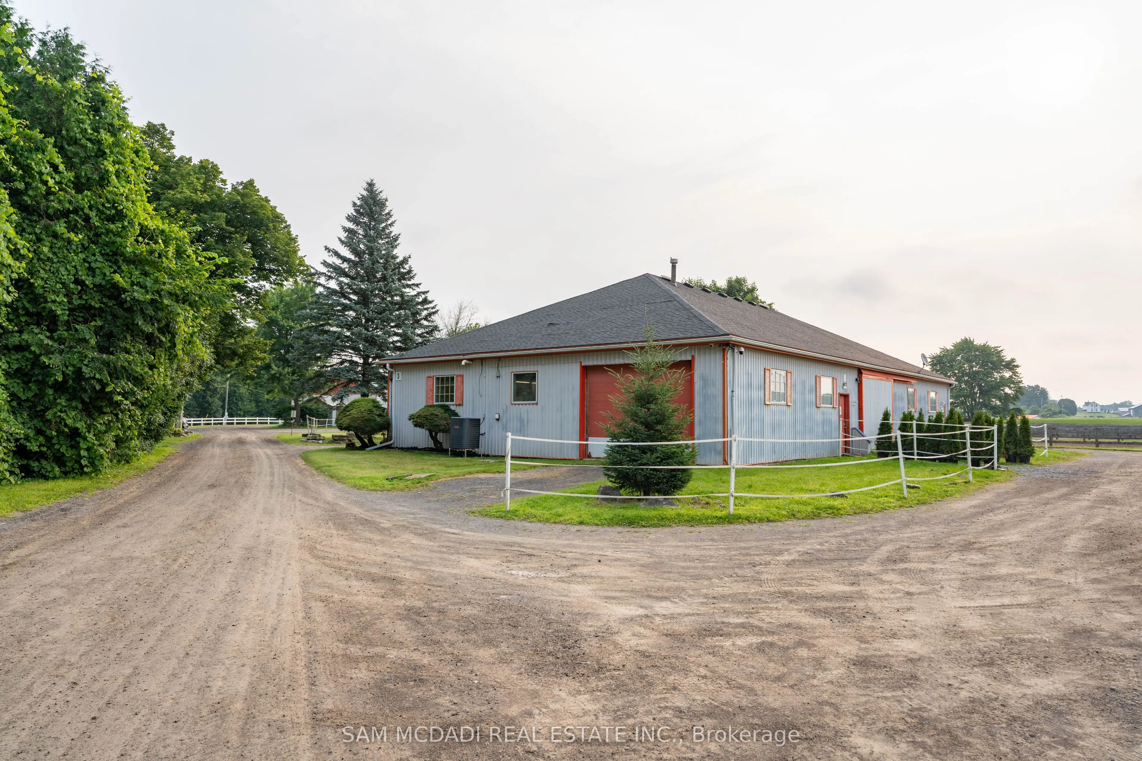 1046 Concession 6 Road W