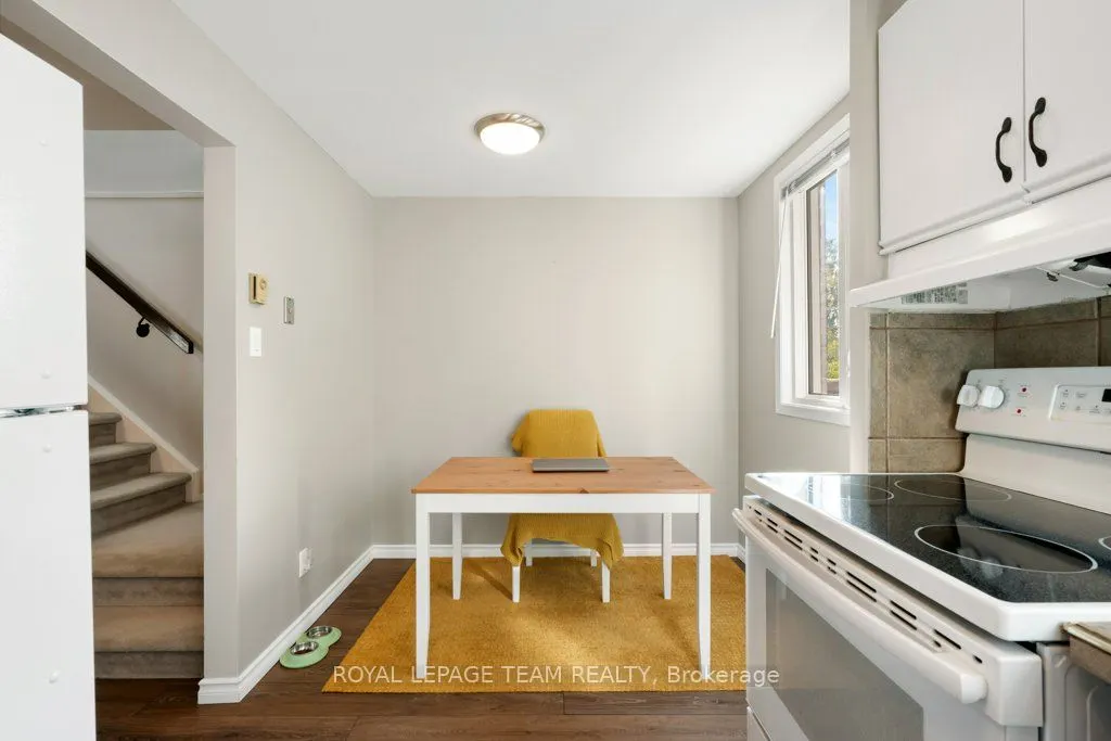 6754 Jeanne D'Arc Boulevard N, #B