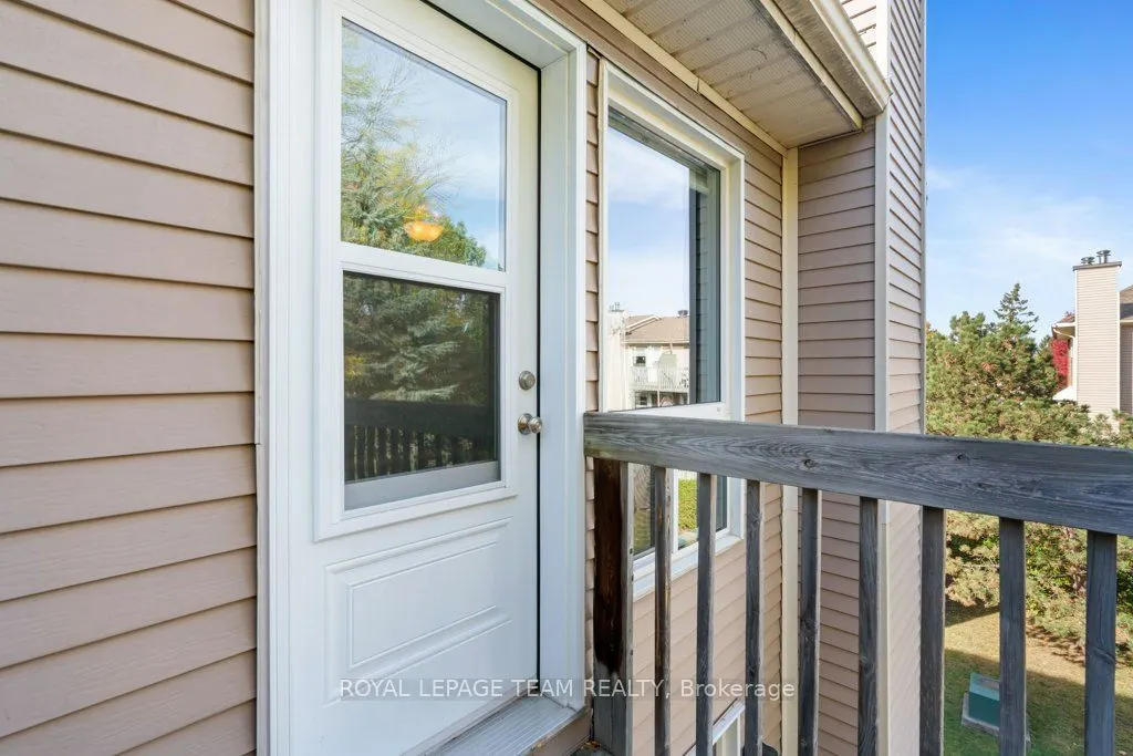 6754 Jeanne D'Arc Boulevard N, #B