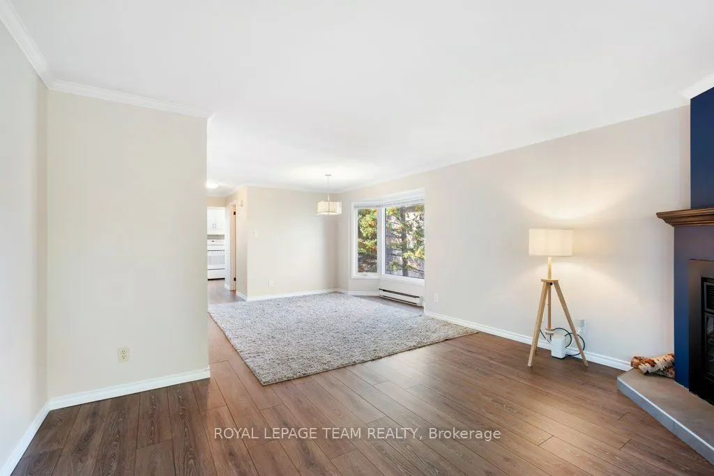 6754 Jeanne D'Arc Boulevard N, #B