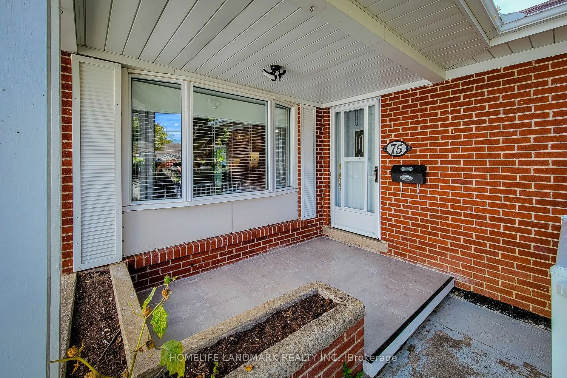 75 Bayview Drive